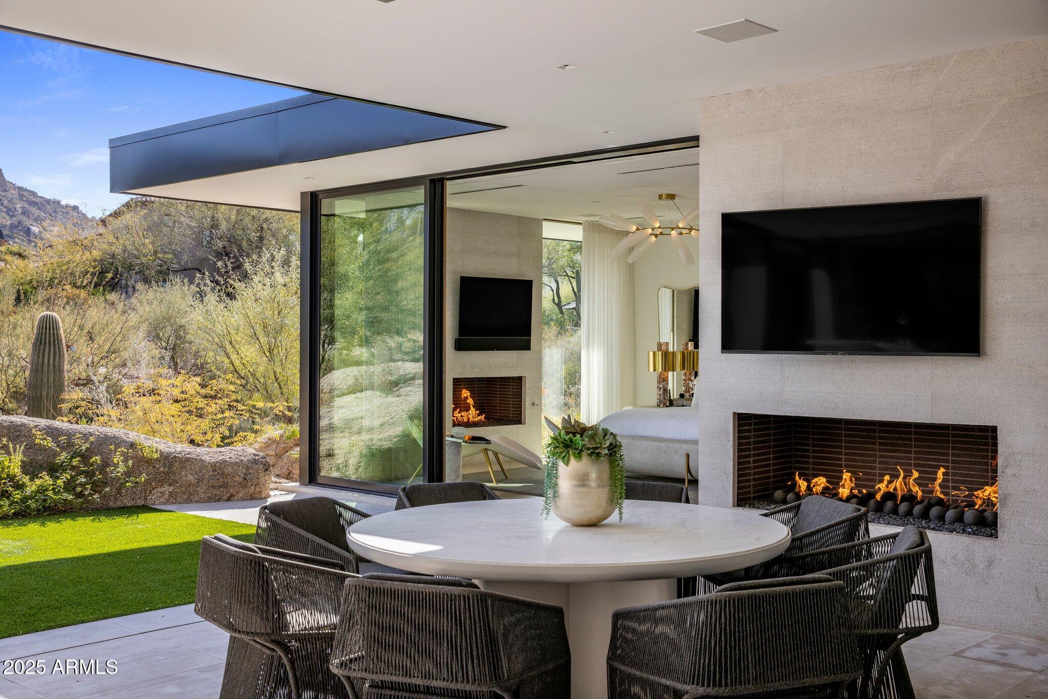 ESTANCIA - Residential