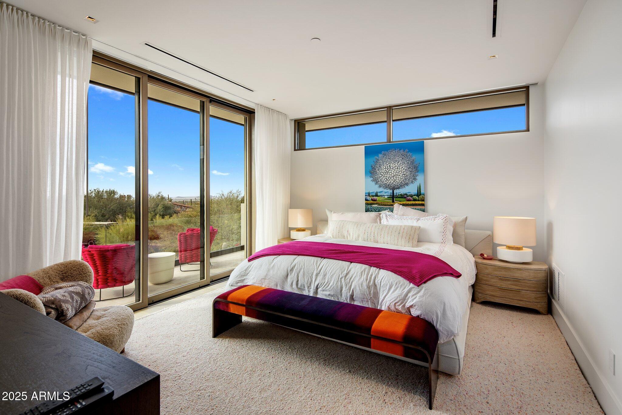 ESTANCIA - Residential
