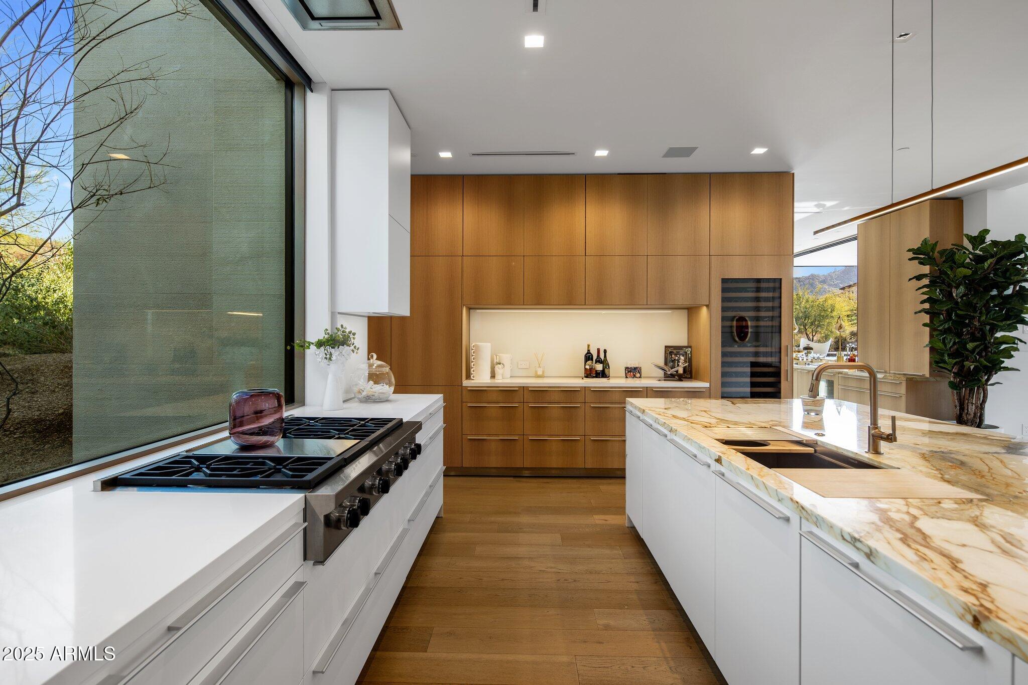 ESTANCIA - Residential