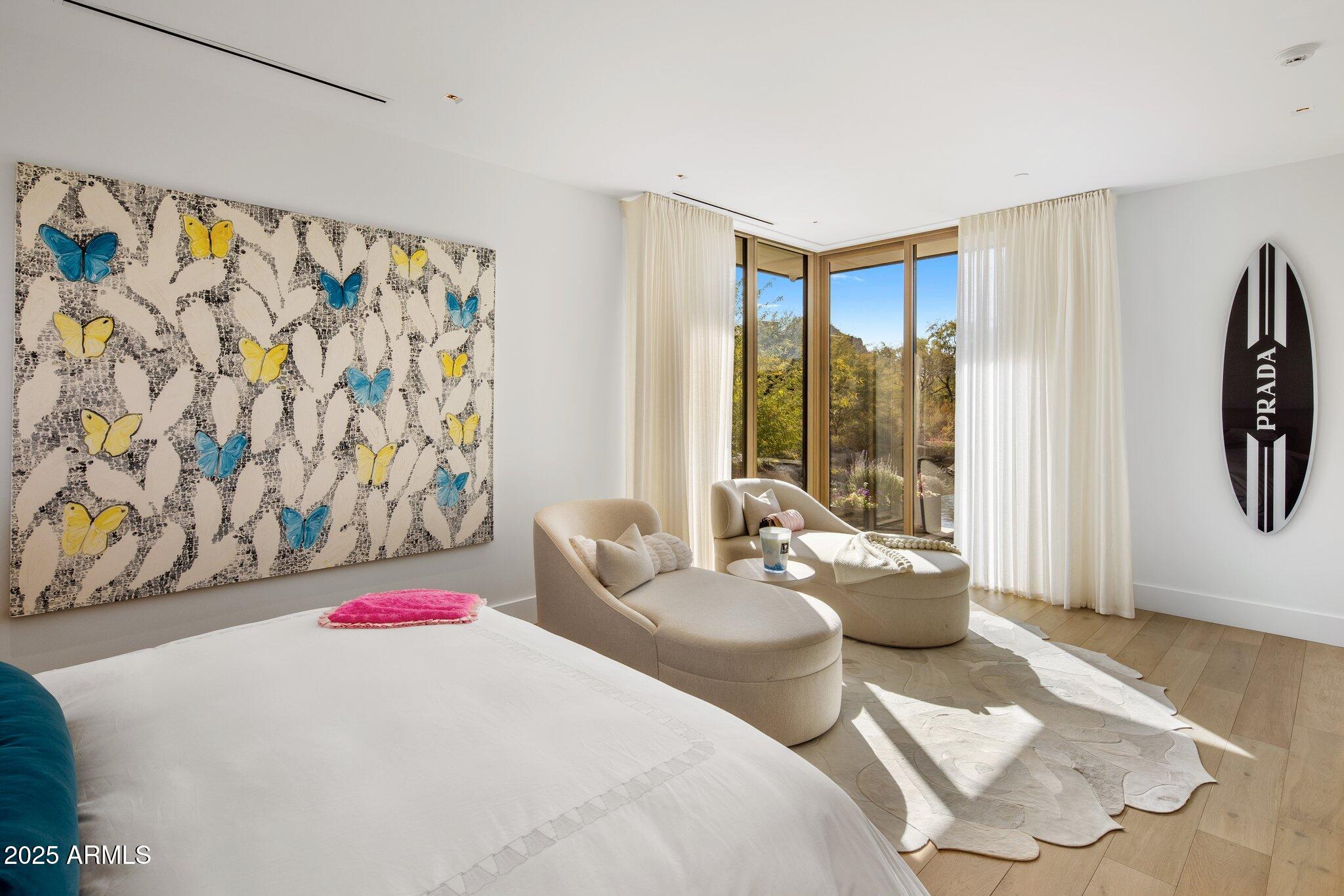 ESTANCIA - Residential