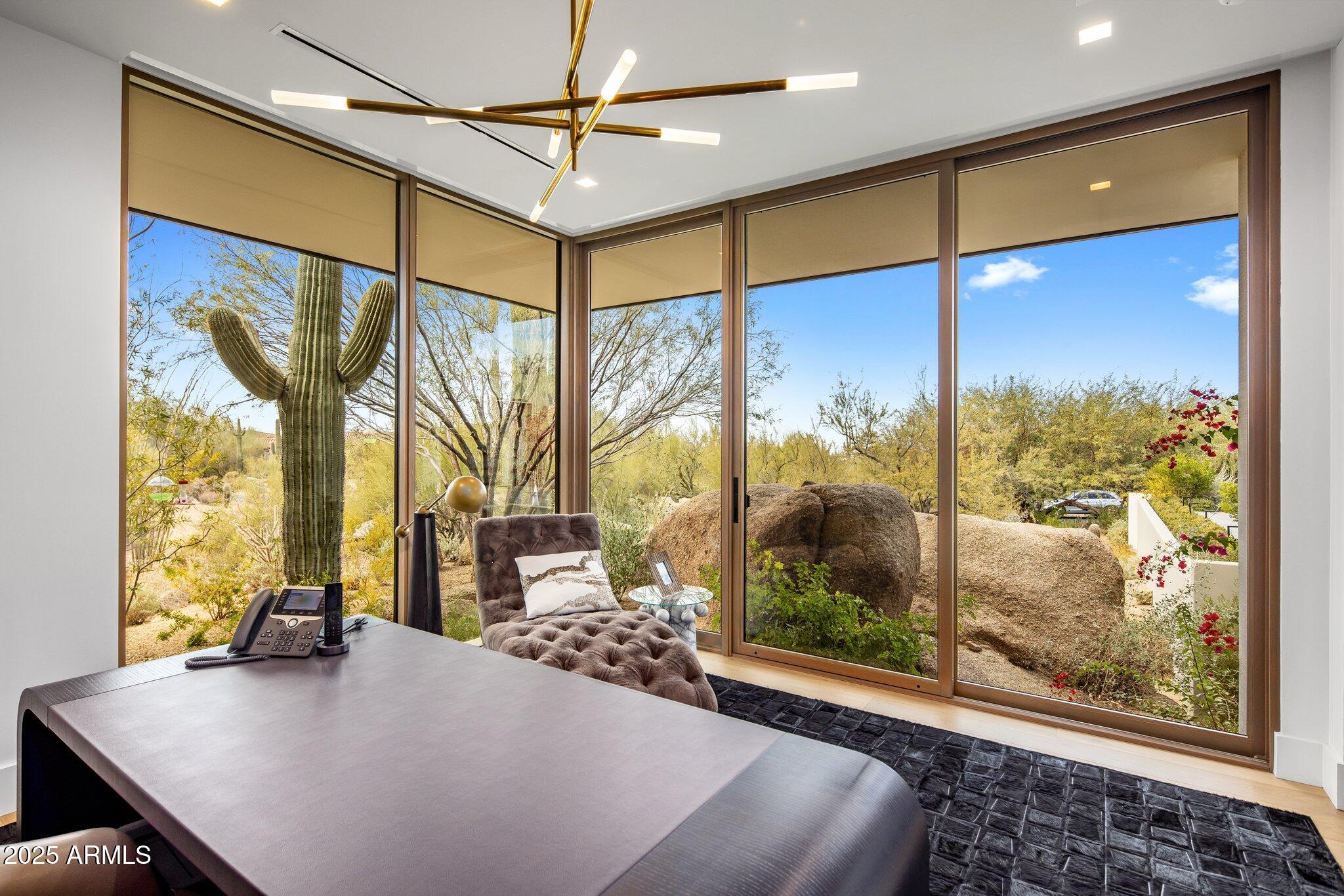 ESTANCIA - Residential