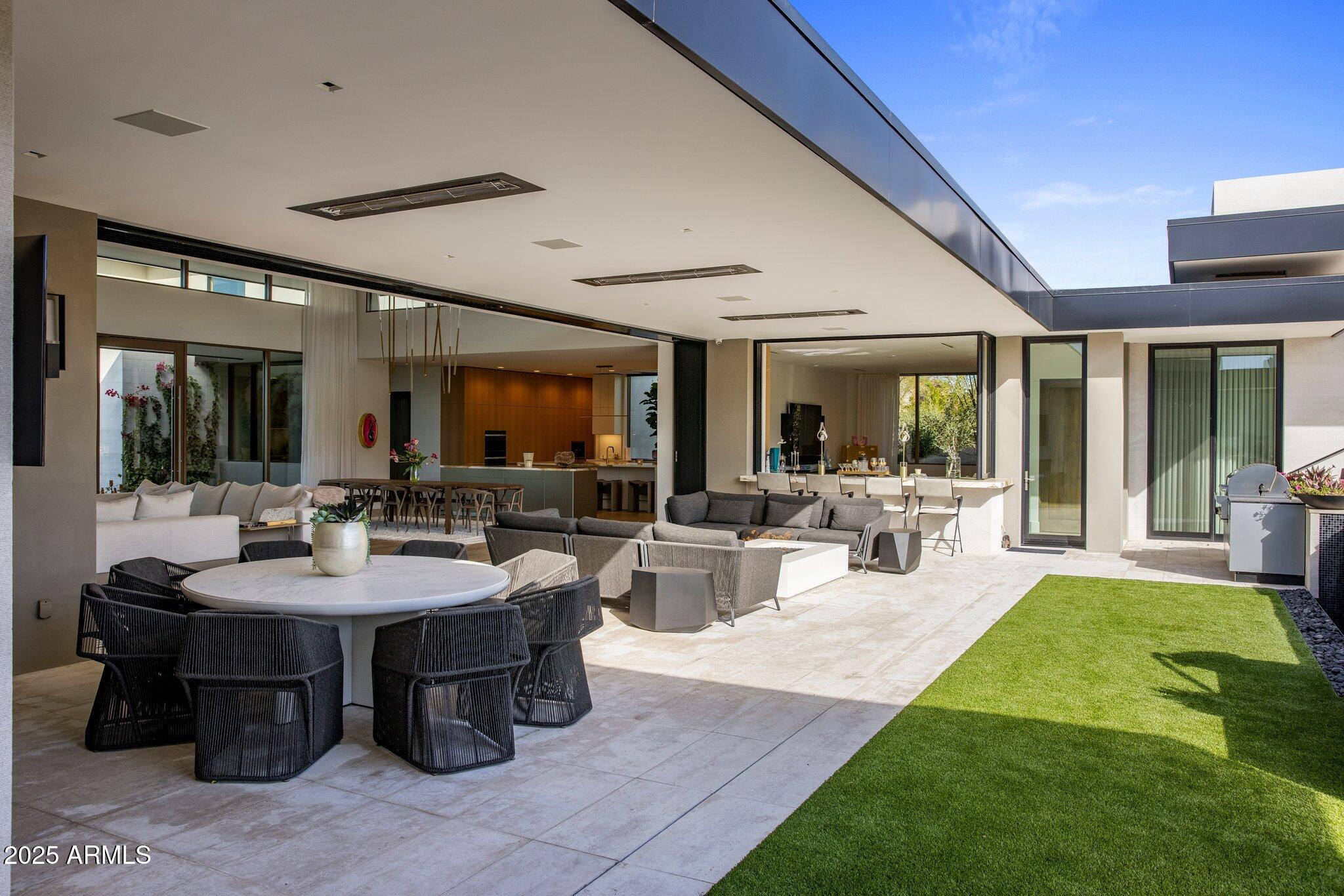 ESTANCIA - Residential