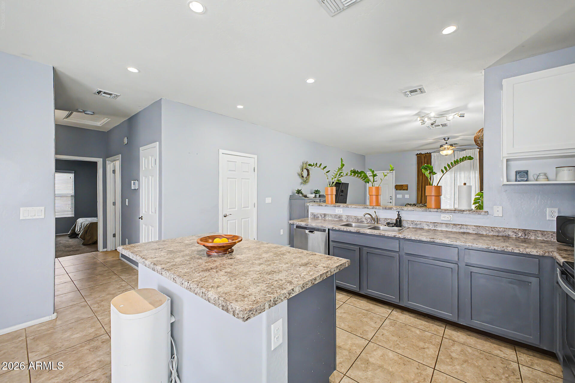 BROADWAY ESTATES LOTS 1-10 33-52 75-94 - Residential
