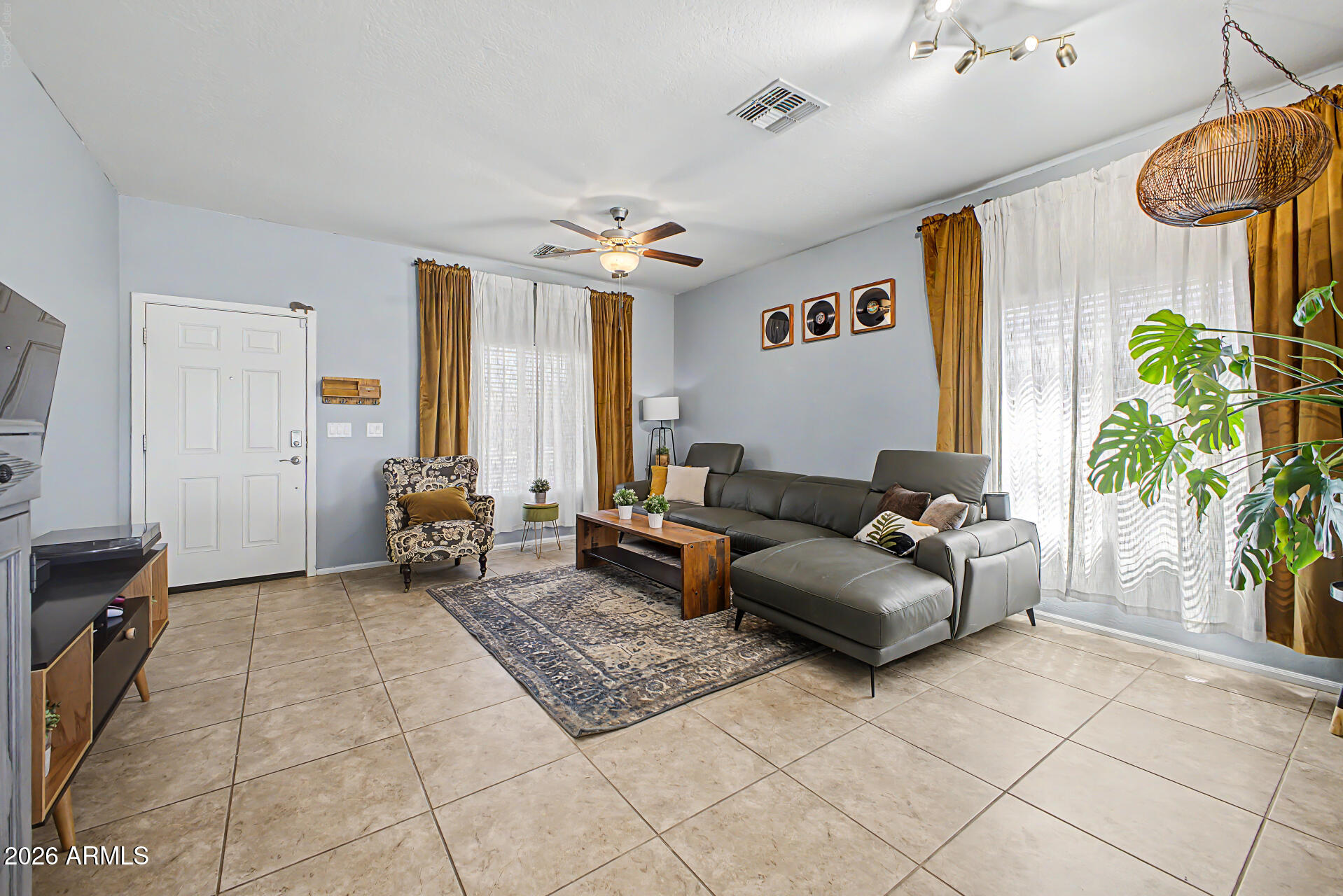 BROADWAY ESTATES LOTS 1-10 33-52 75-94 - Residential