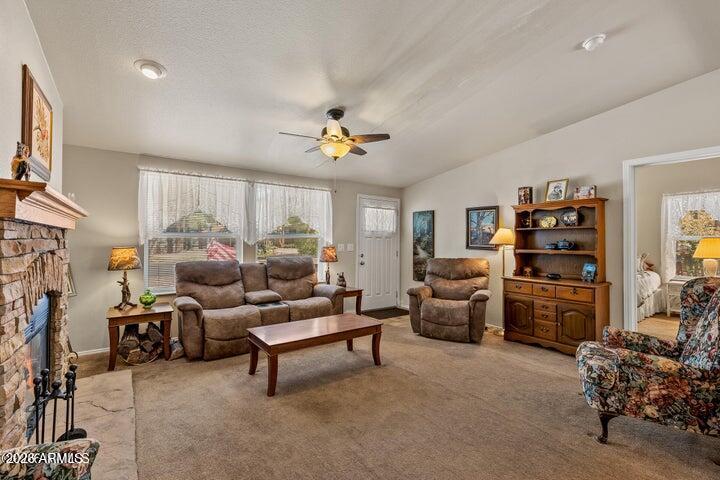 PINEWOOD 2 - Residential