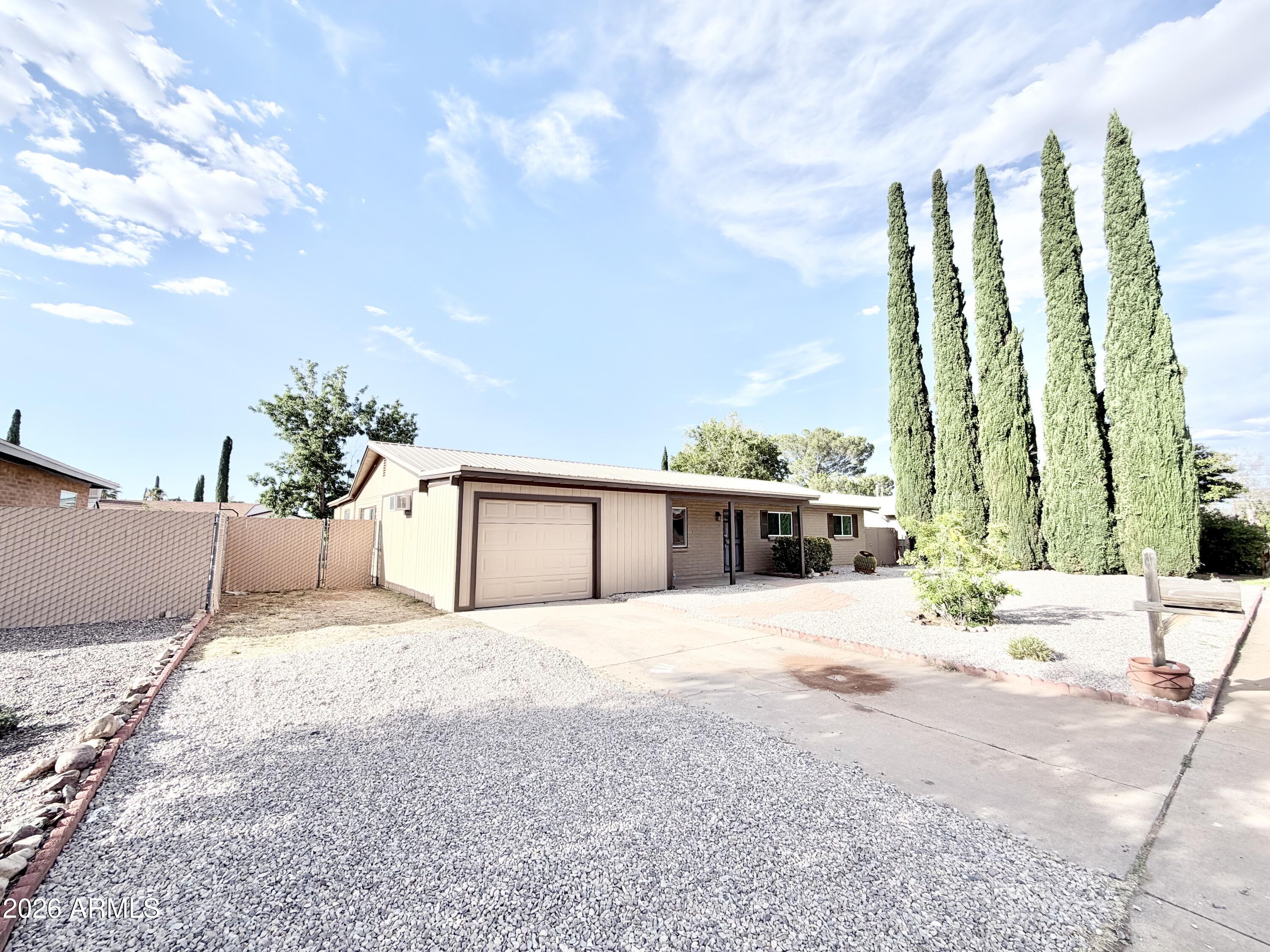 GARDEN CANYON HEIGHTS STRATCOM VILLAGE - Residential