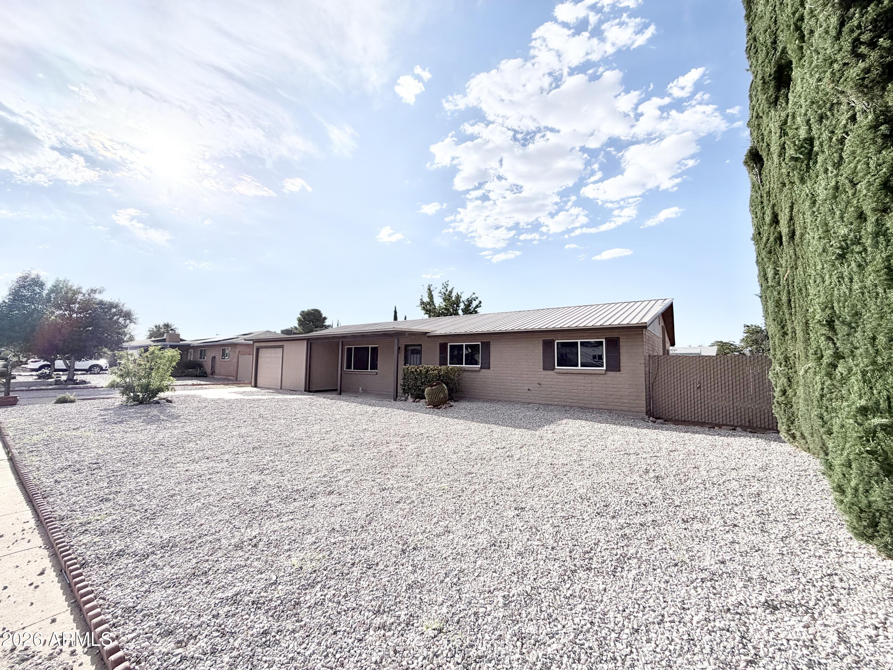 GARDEN CANYON HEIGHTS STRATCOM VILLAGE - Residential