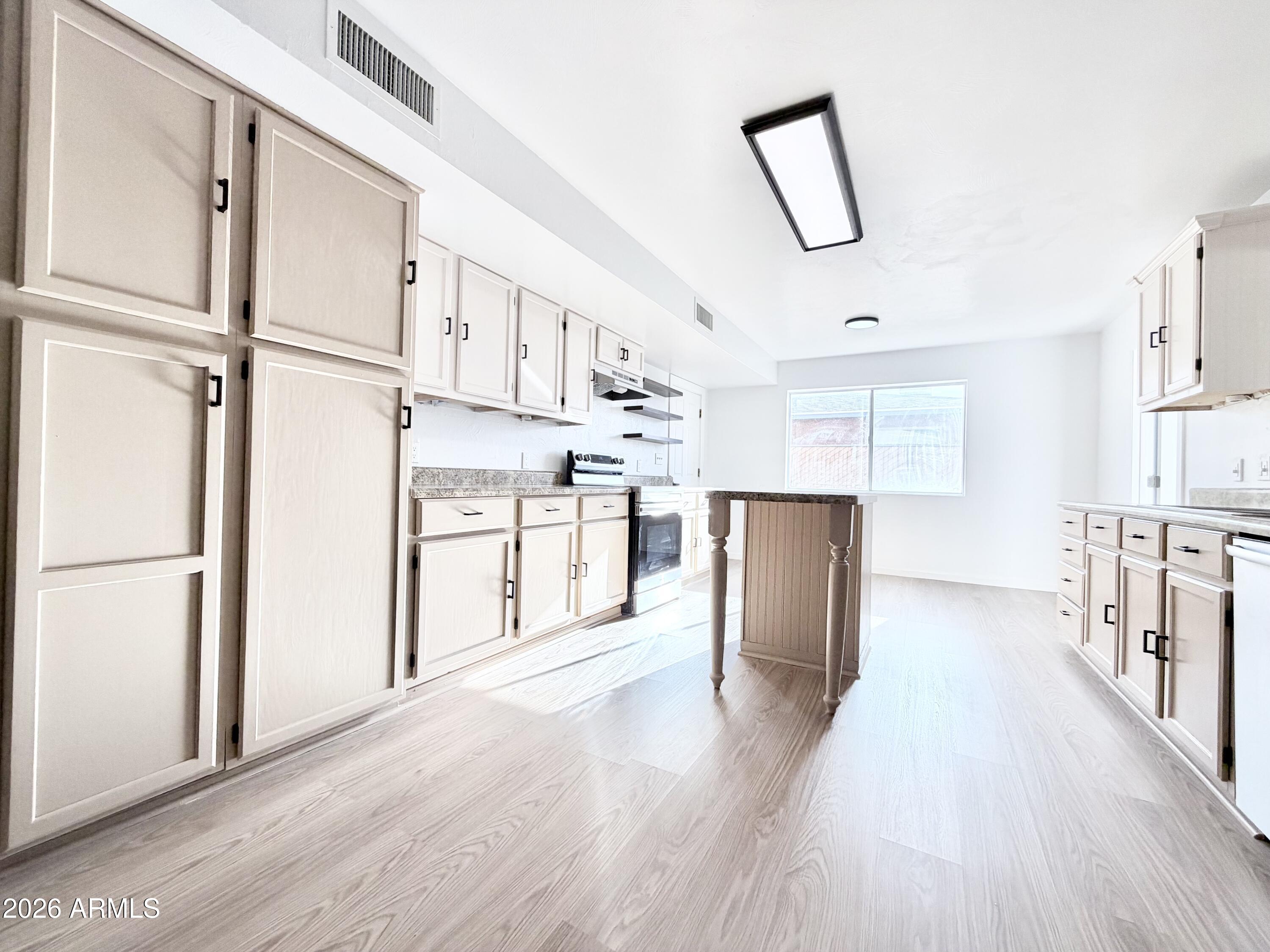 GARDEN CANYON HEIGHTS STRATCOM VILLAGE - Residential