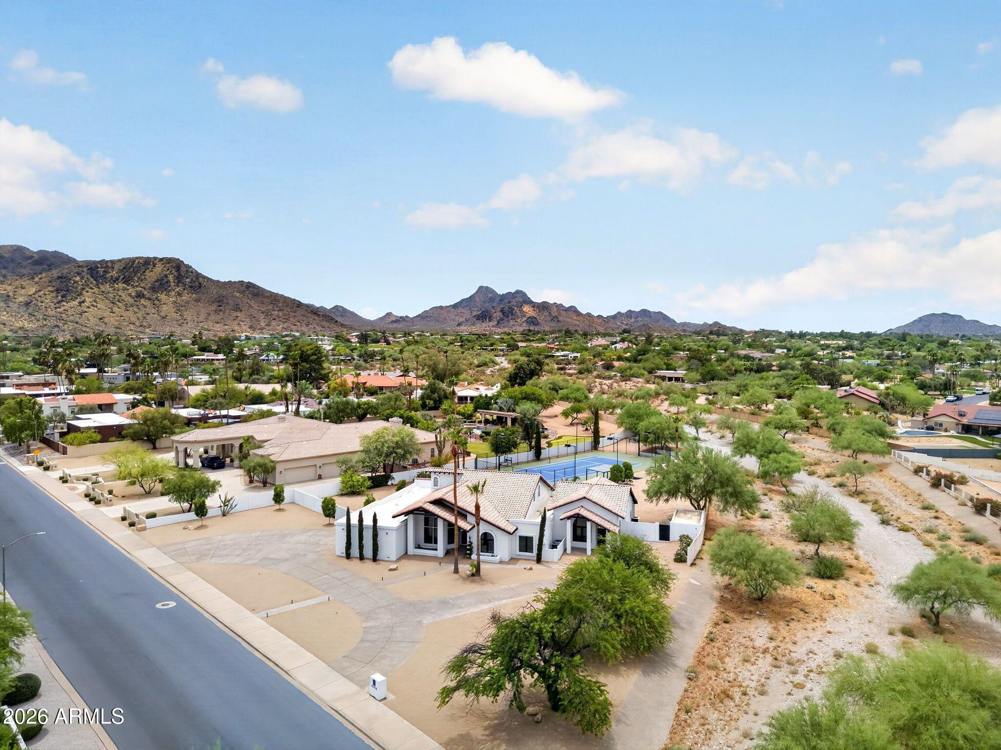 PARADISE VALLEY FOOTHILLS UNIT 3 - Residential