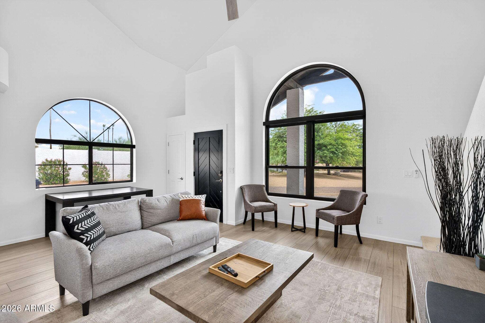 PARADISE VALLEY FOOTHILLS UNIT 3 - Residential