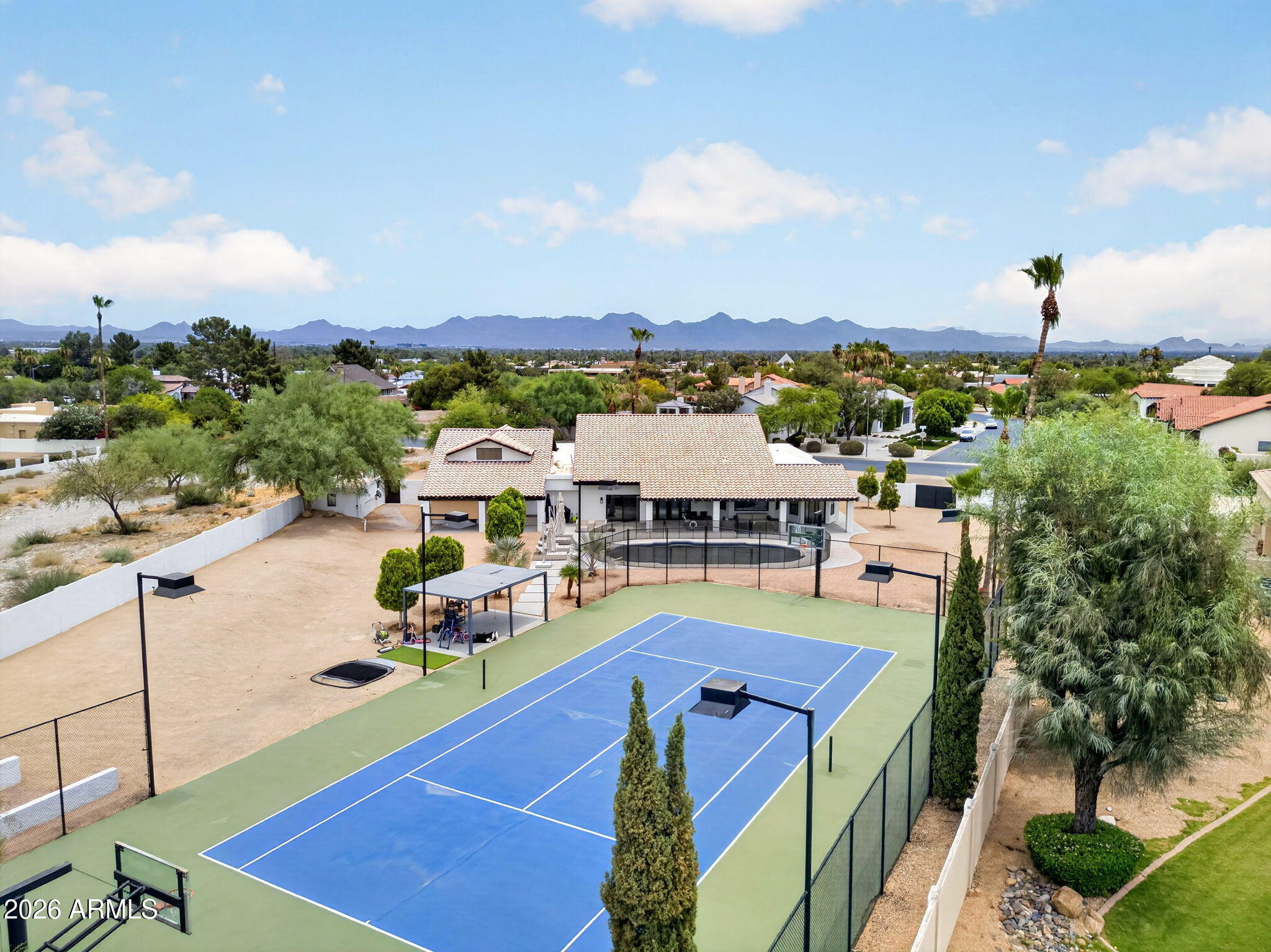 PARADISE VALLEY FOOTHILLS UNIT 3 - Residential