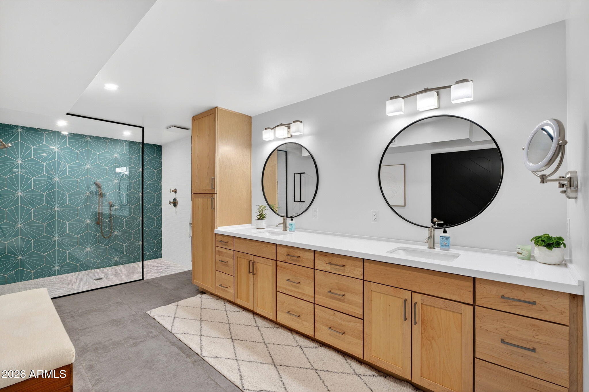 PARADISE VALLEY FOOTHILLS UNIT 3 - Residential