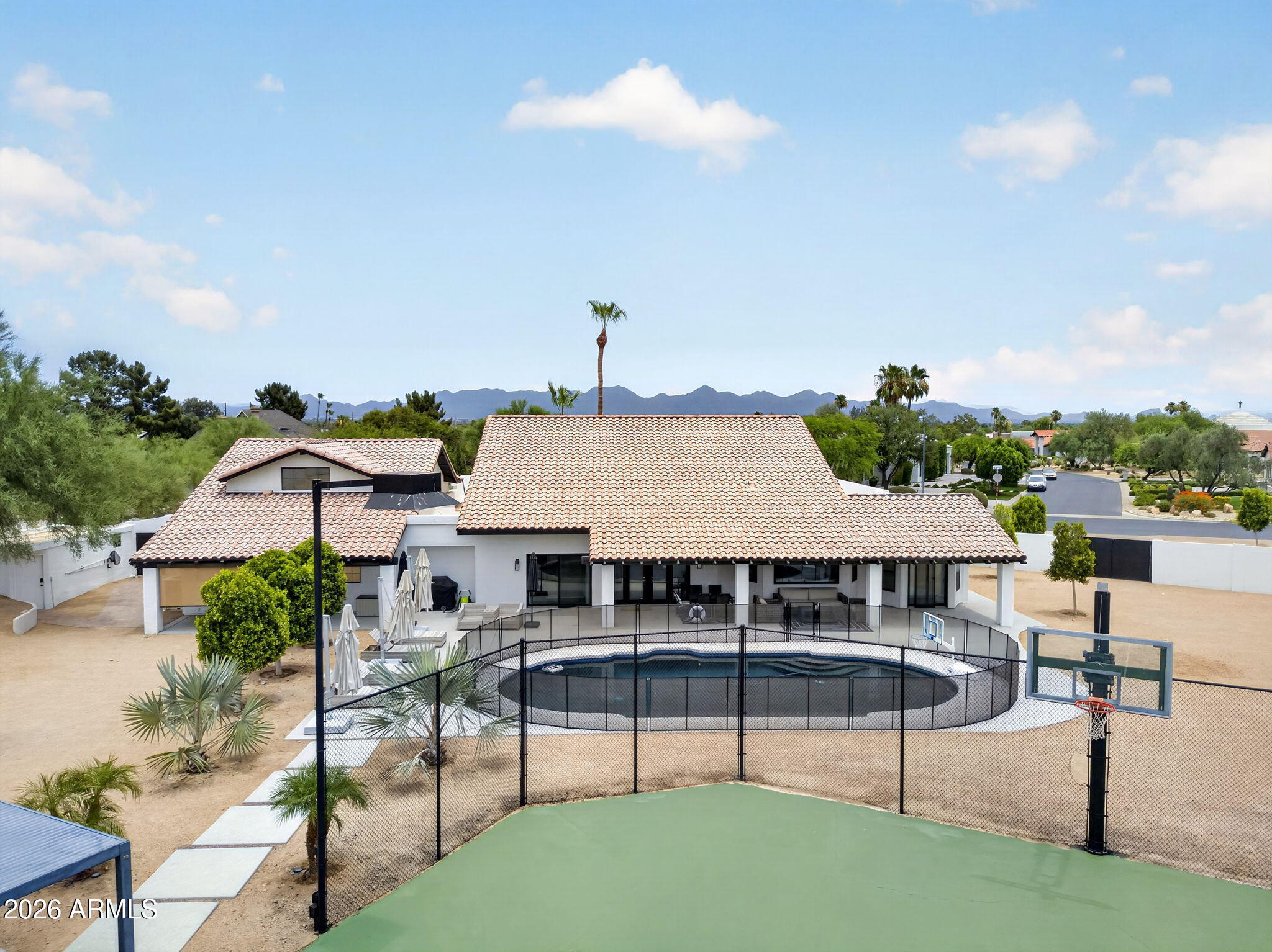 PARADISE VALLEY FOOTHILLS UNIT 3 - Residential