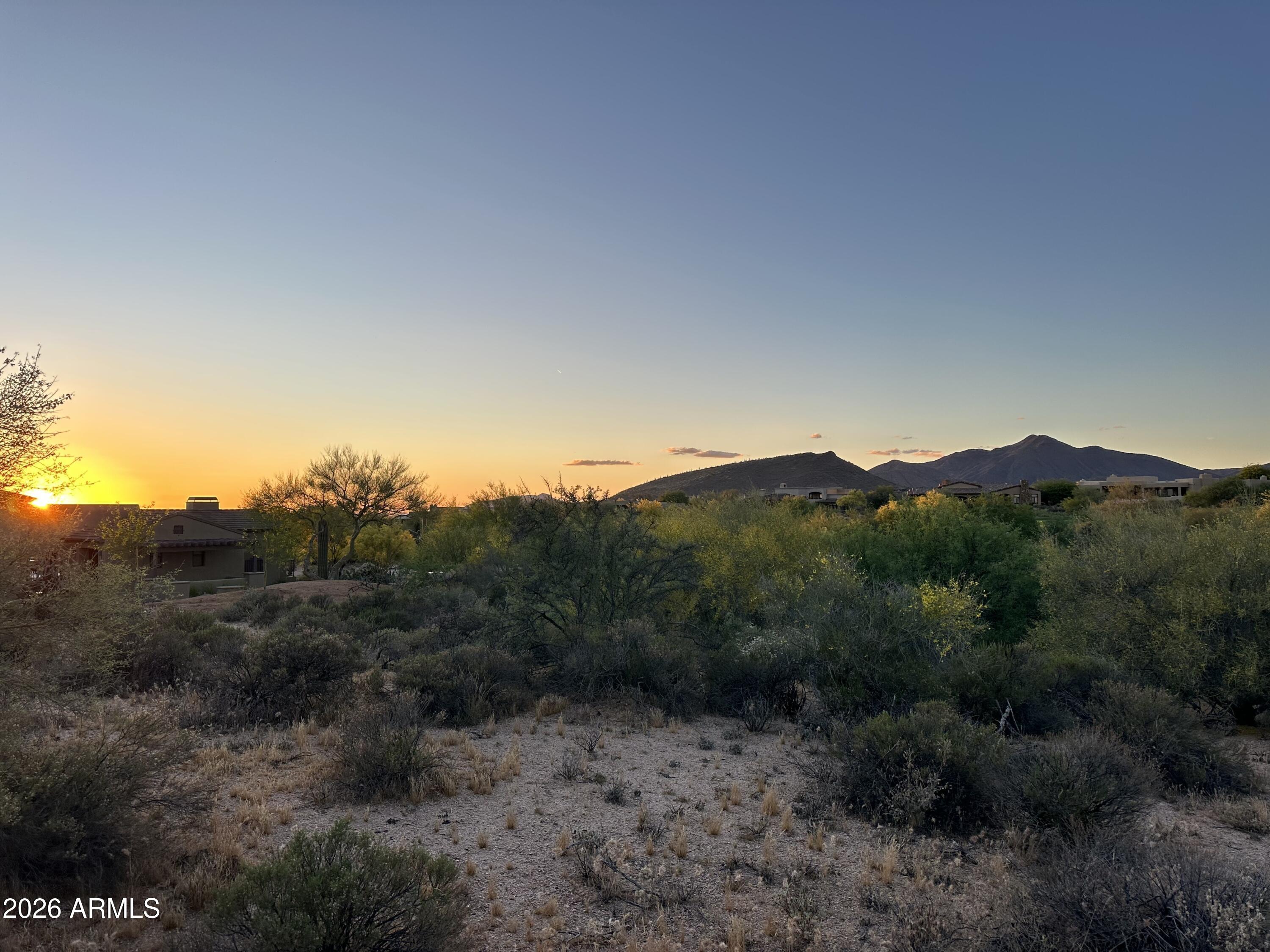 DESERT MOUNTAIN - Land