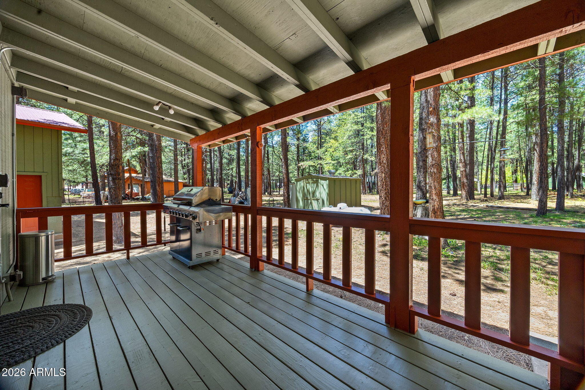 FOREST LAKES ESTATES 4 - Residential