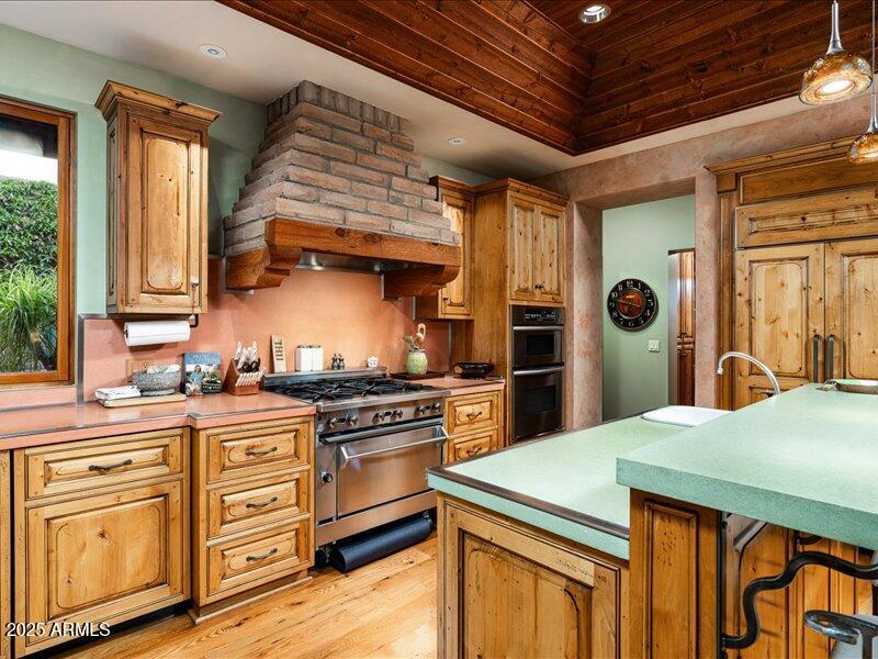BRET HILLS - Residential