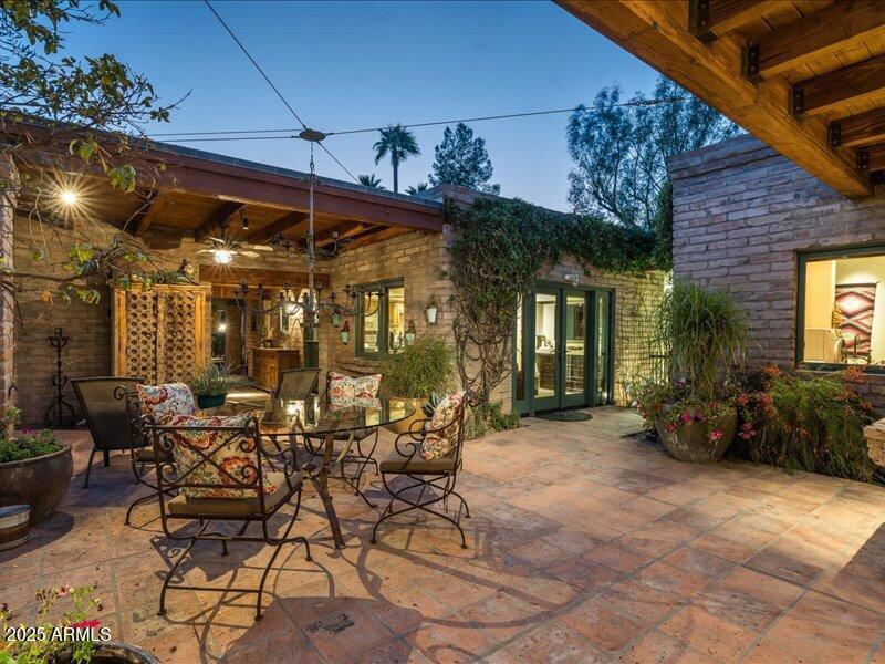 BRET HILLS - Residential