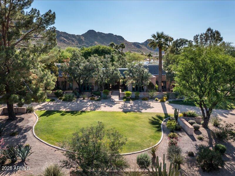 BRET HILLS - Residential
