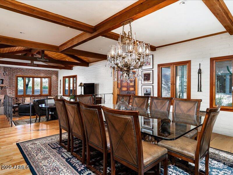 BRET HILLS - Residential