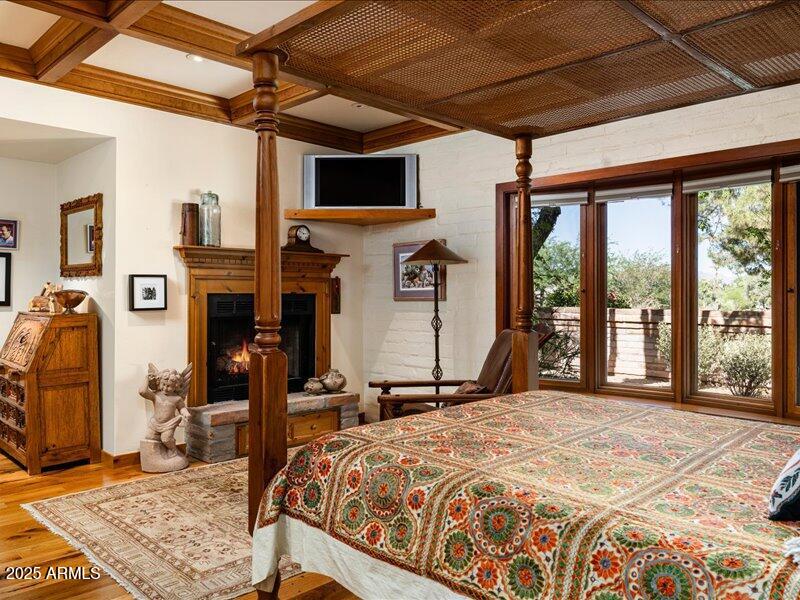 BRET HILLS - Residential