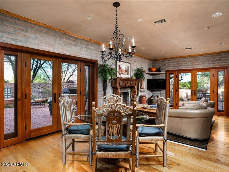 BRET HILLS - Residential