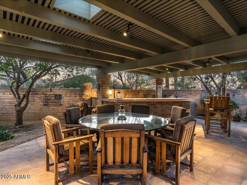 BRET HILLS - Residential