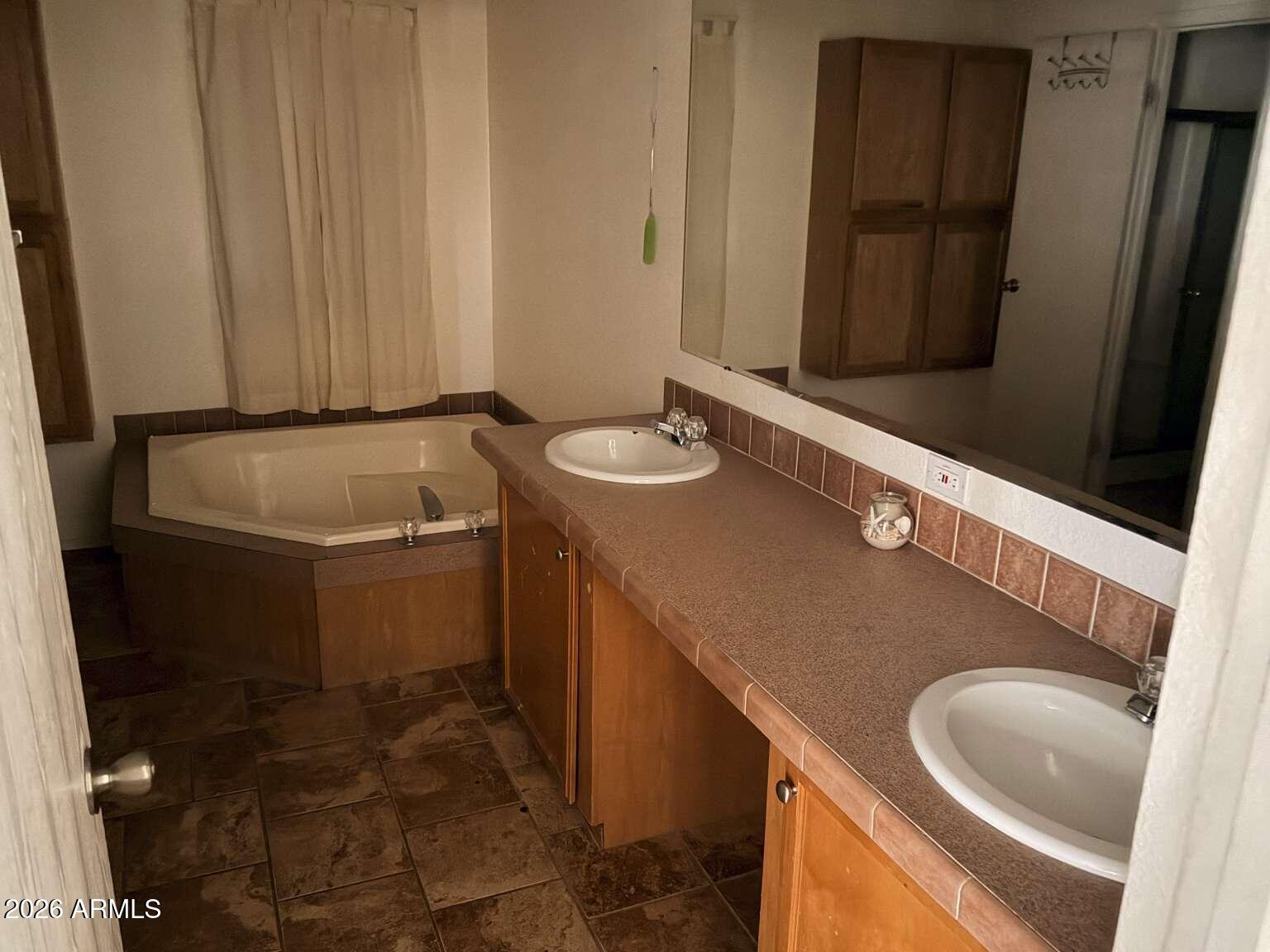 S27 T06S R02E - Residential
