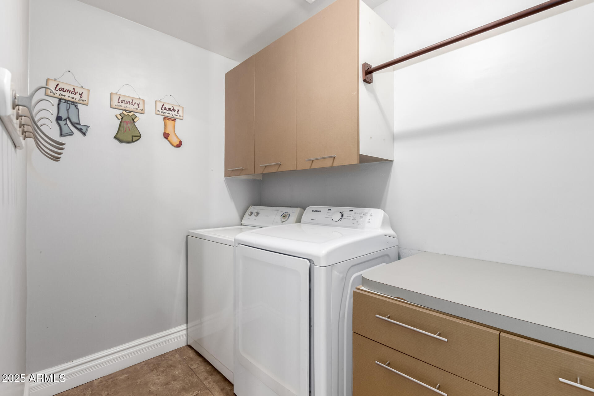 83RD AVE & LOWER BUCKEYE RD - Residential Lease