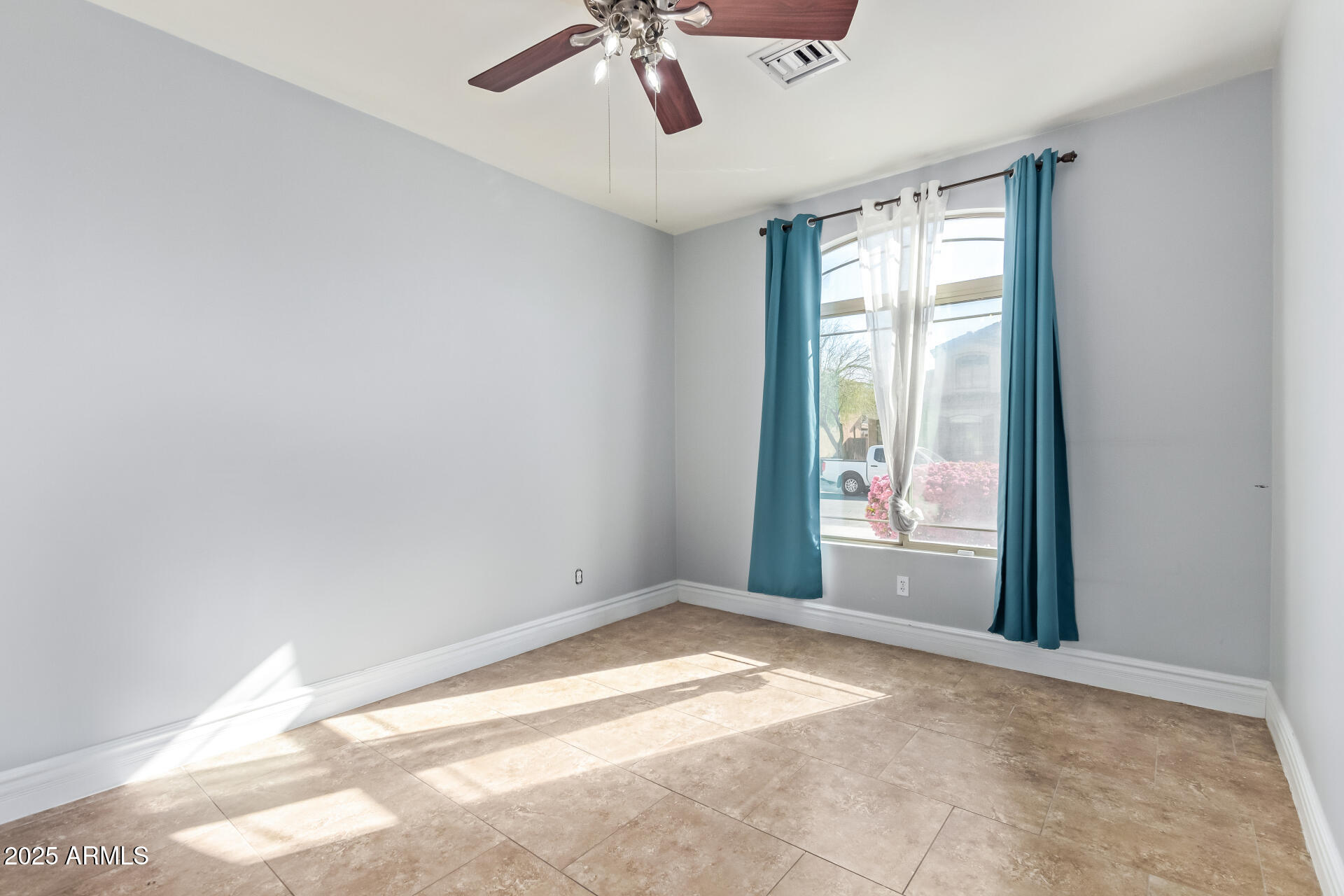 83RD AVE & LOWER BUCKEYE RD - Residential Lease