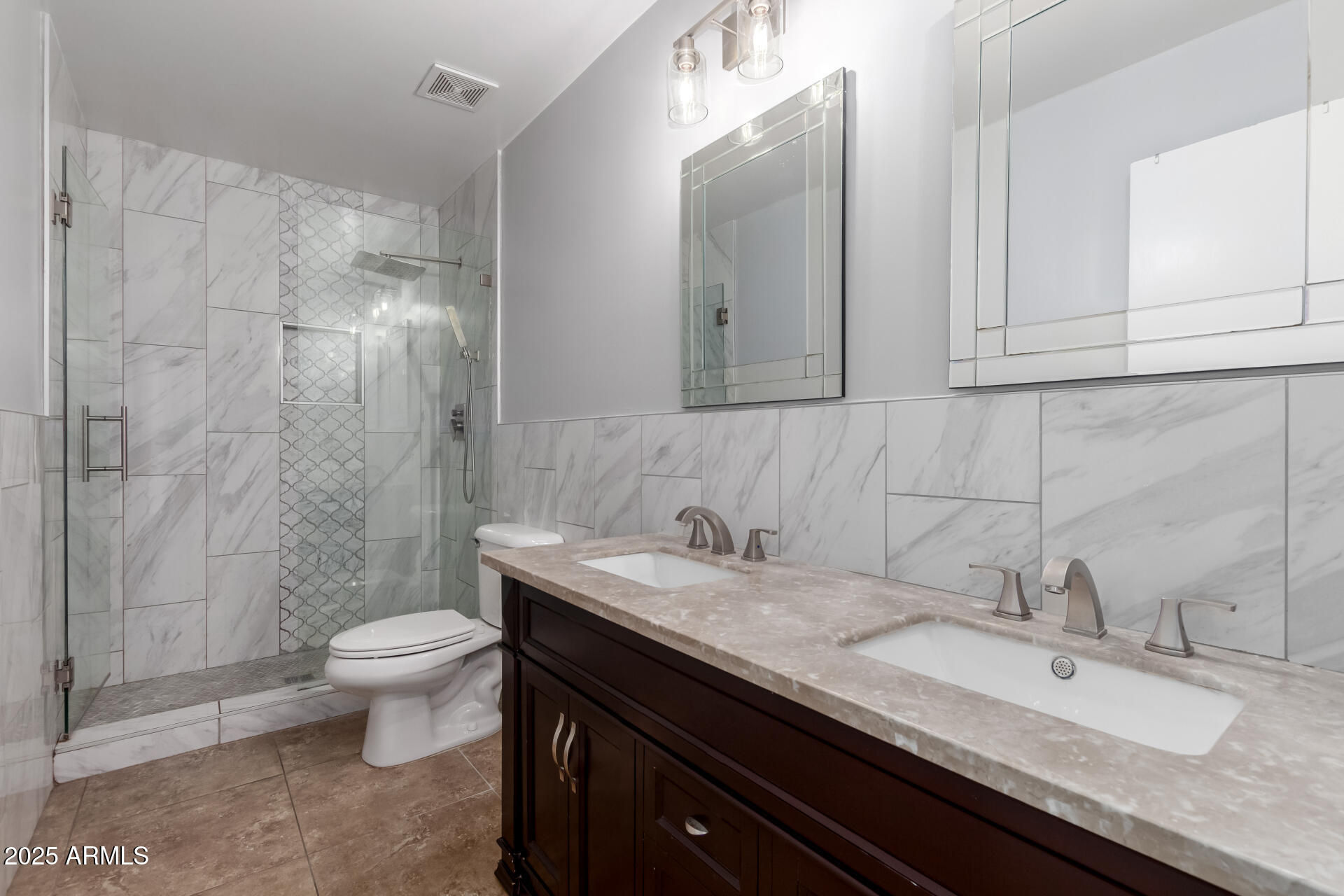 83RD AVE & LOWER BUCKEYE RD - Residential Lease