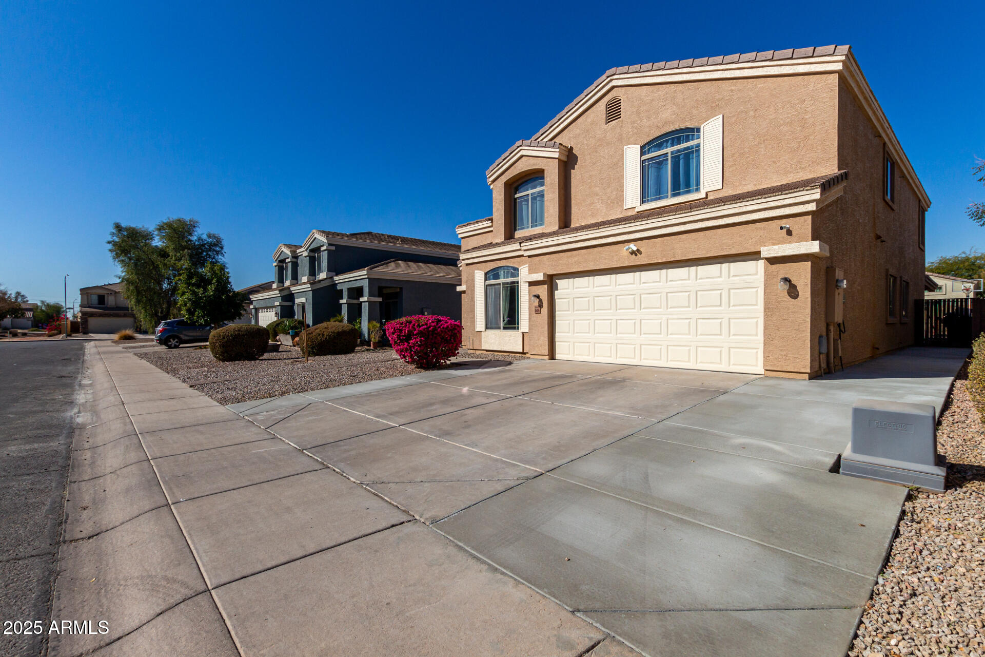 83RD AVE & LOWER BUCKEYE RD - Residential Lease
