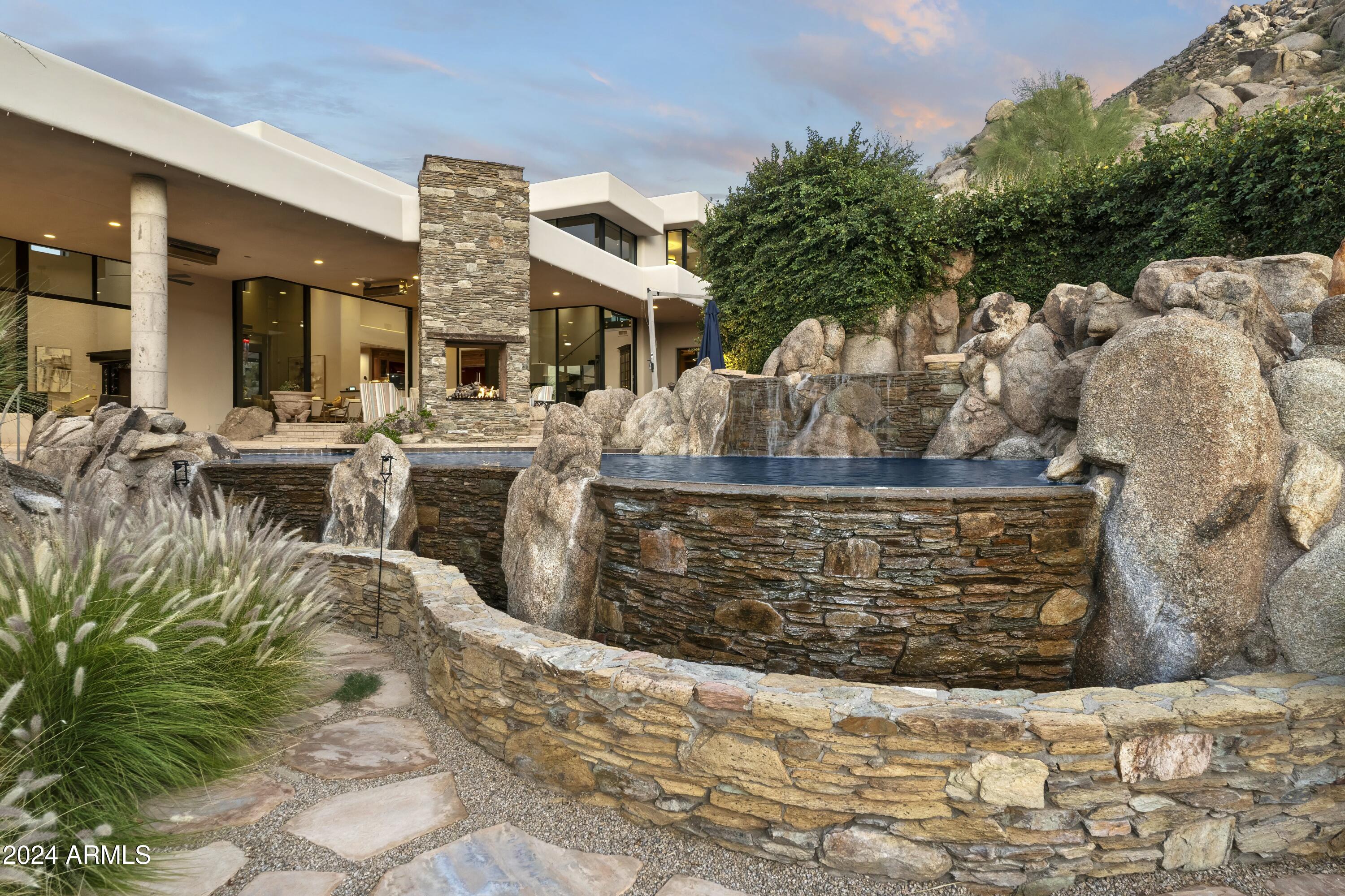 WINDY WALK ESTATES UNIT 2 LOT 155-208 TR A - Residential