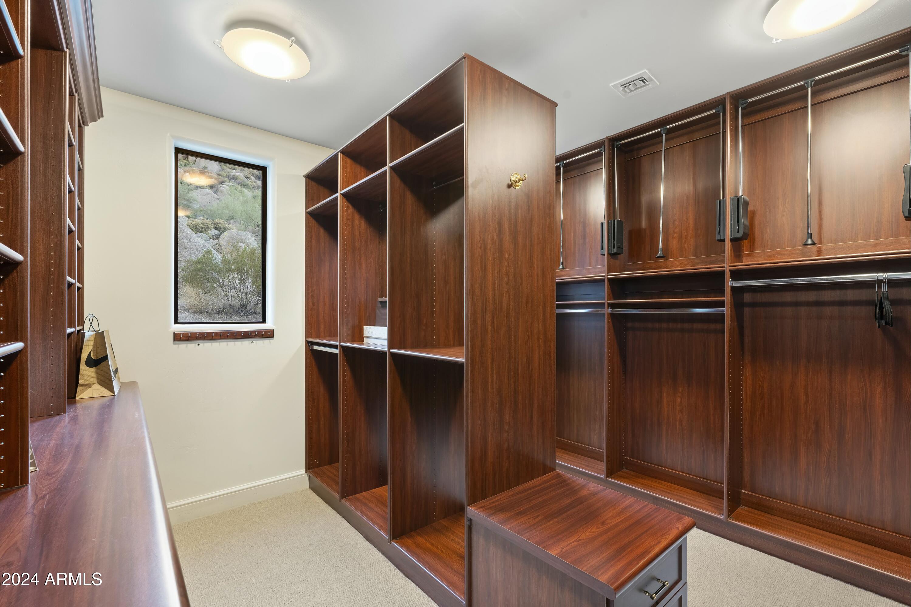 WINDY WALK ESTATES UNIT 2 LOT 155-208 TR A - Residential