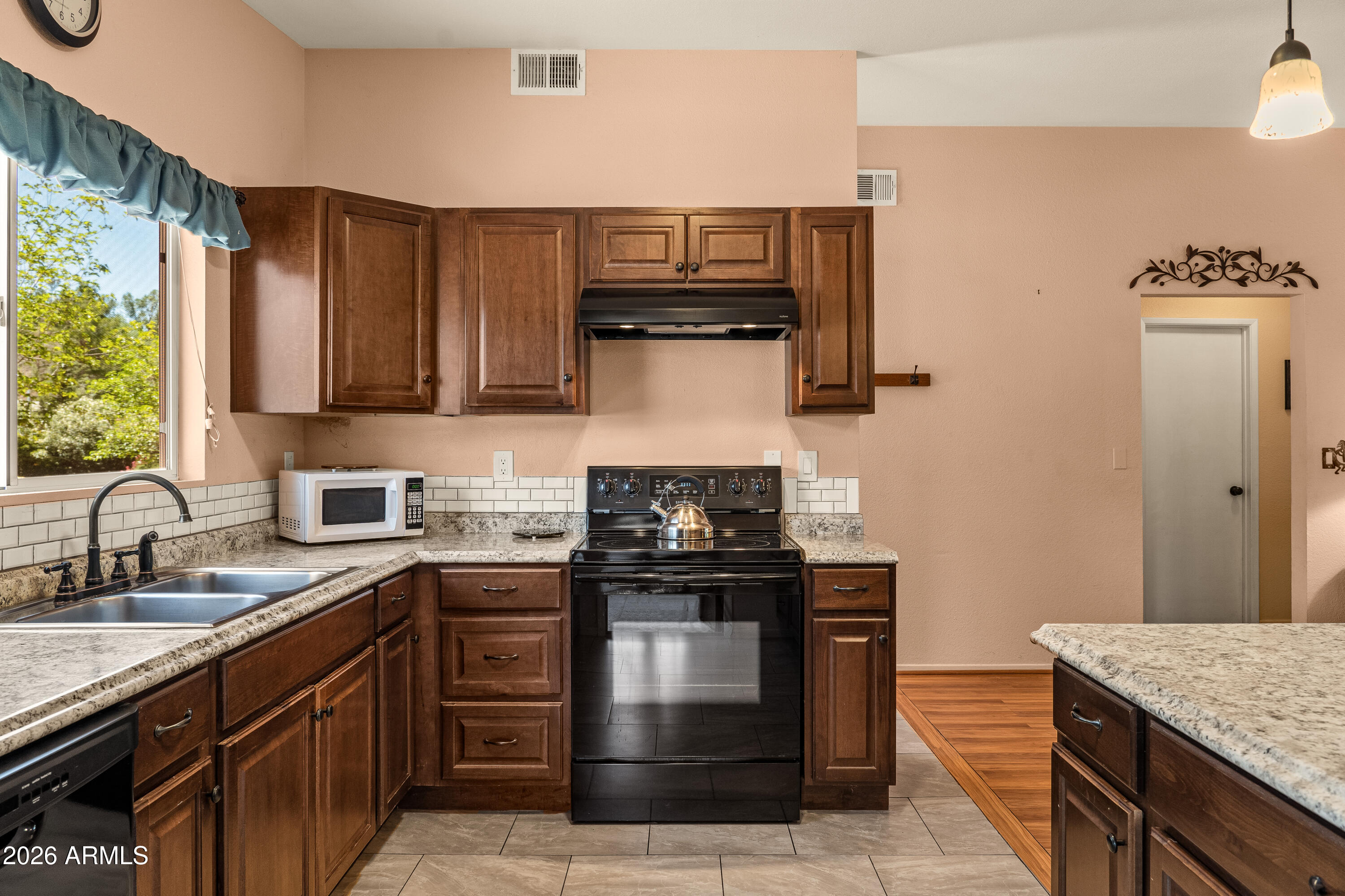 OAK CREEK DEVELOPMENT UNIT 1 AMD - Residential