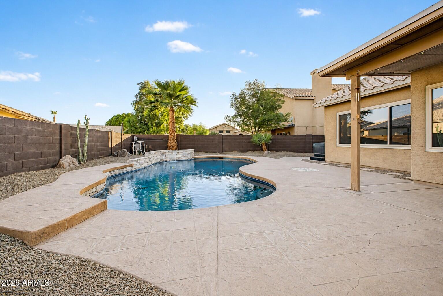 LAGO ESTANCIA - Residential