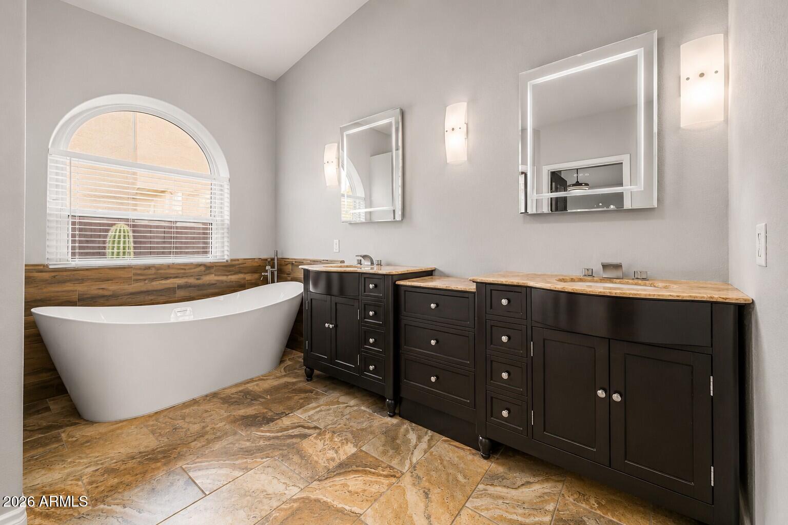 LAGO ESTANCIA - Residential