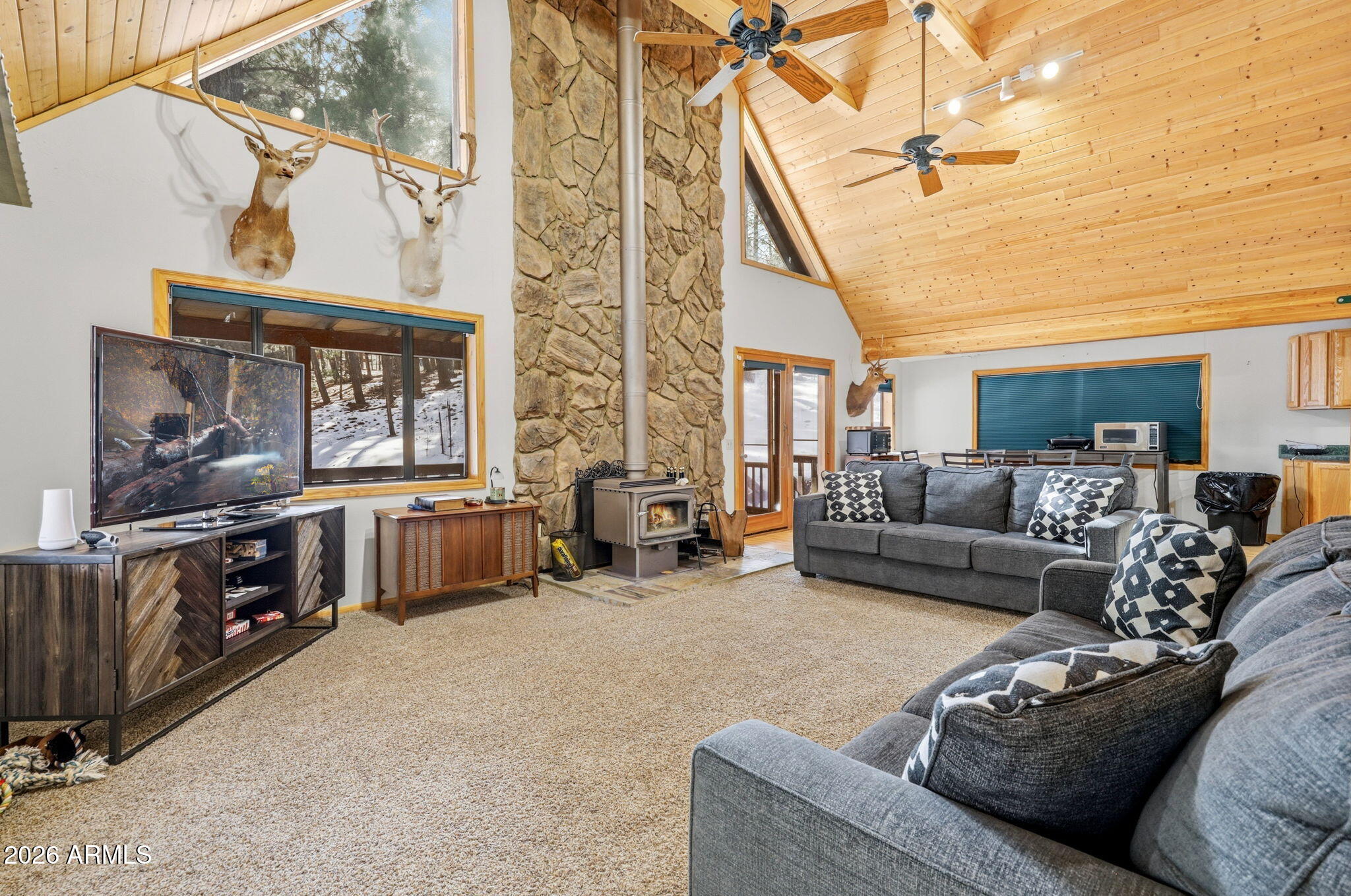 FOREST LAKES ESTATES 4 - Residential