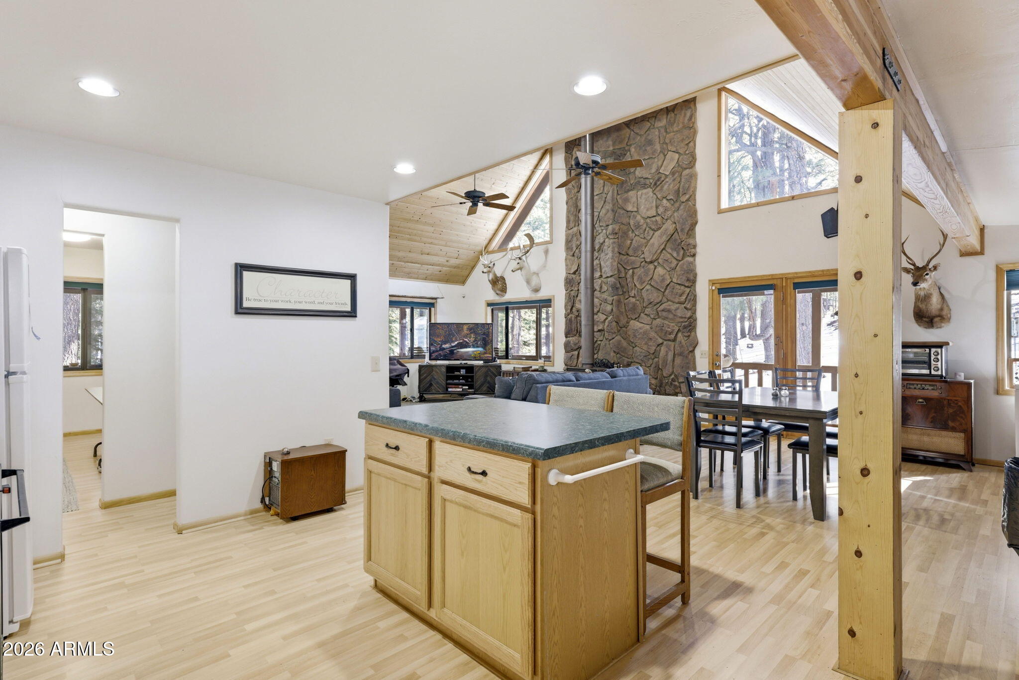 FOREST LAKES ESTATES 4 - Residential