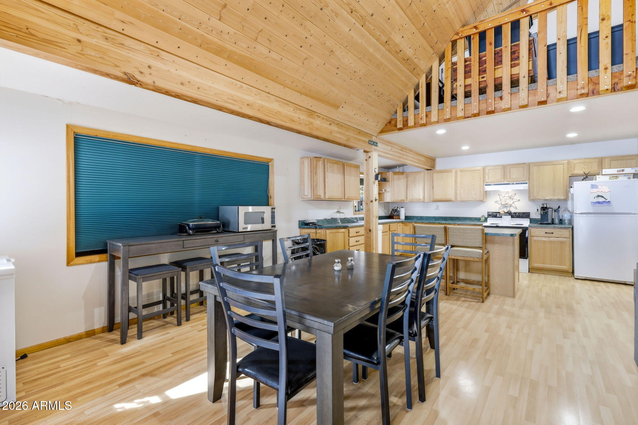 FOREST LAKES ESTATES 4 - Residential