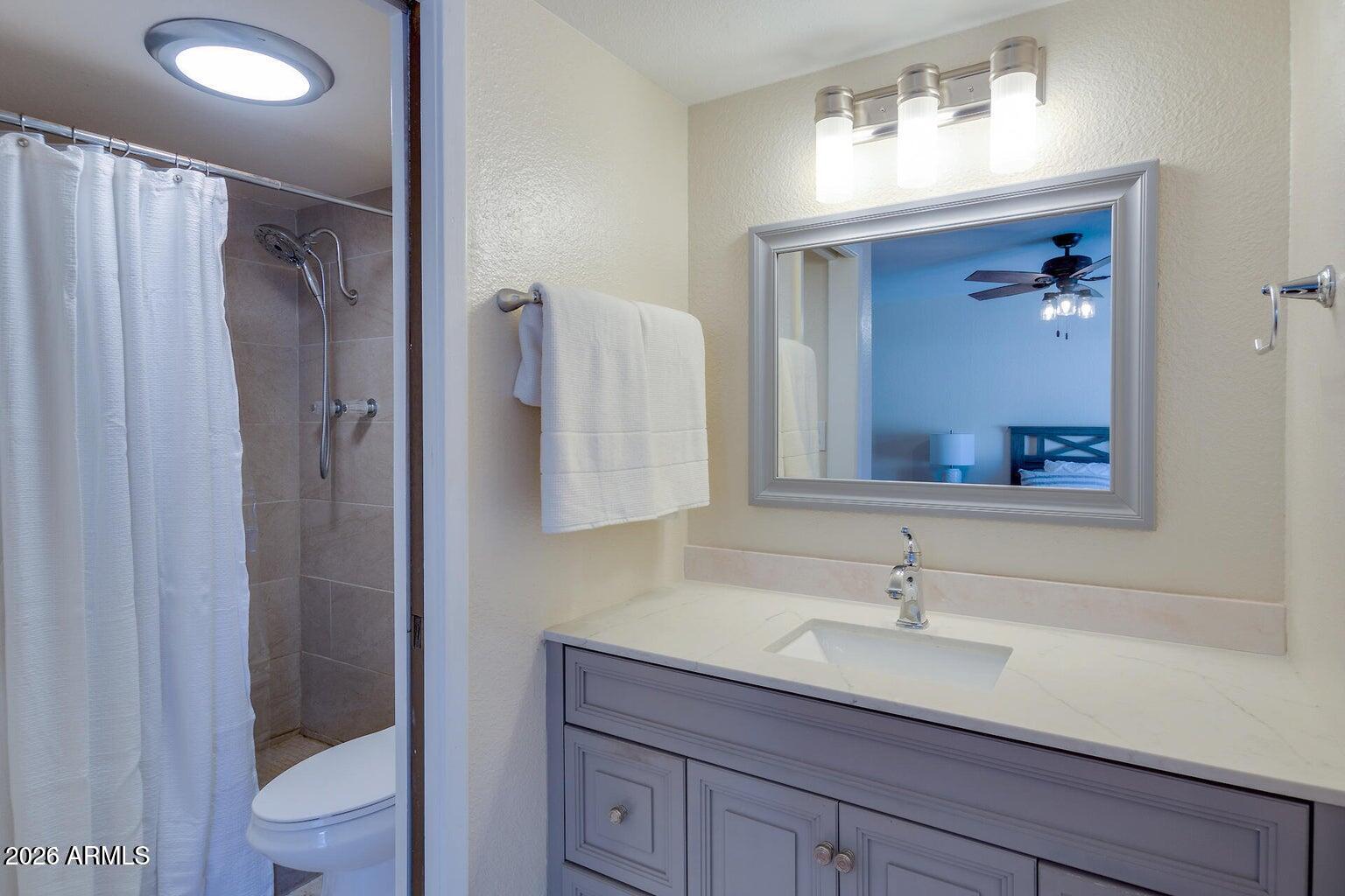 COLONIAL MANOR MESA PHASE 4 2ND AMD - Residential