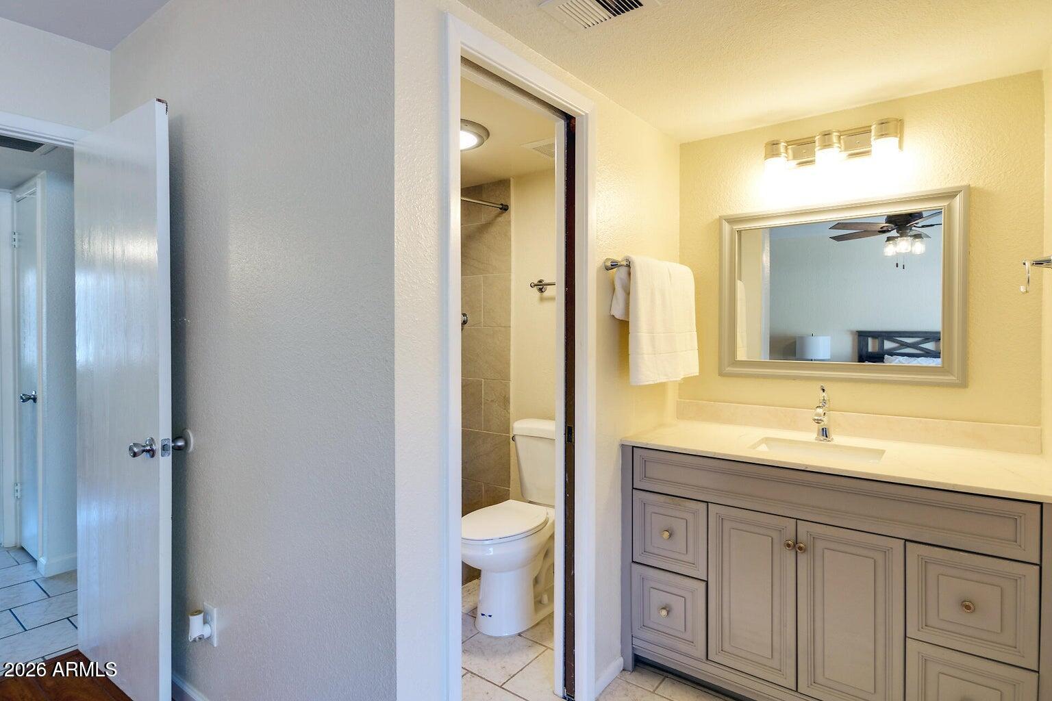 COLONIAL MANOR MESA PHASE 4 2ND AMD - Residential