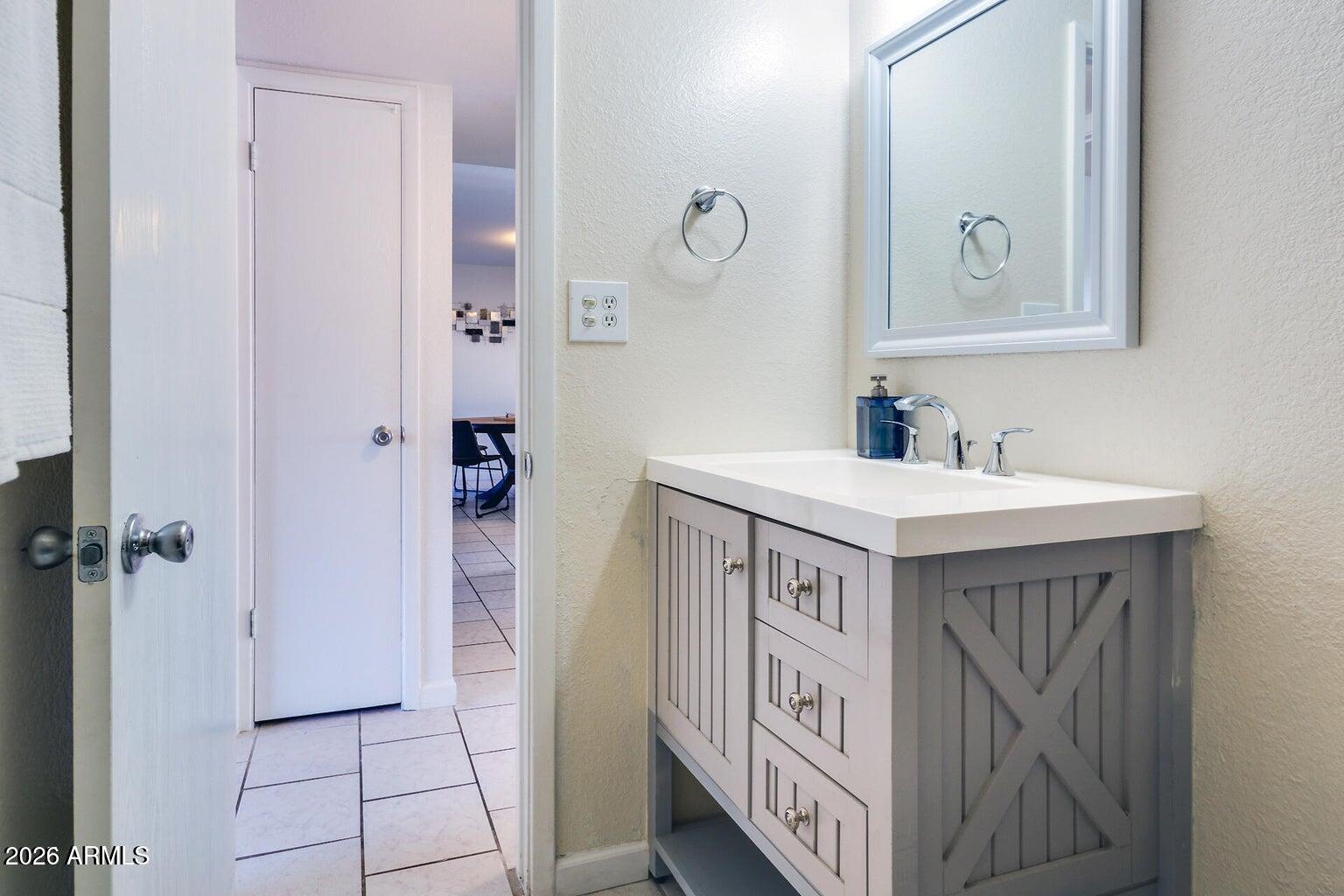 COLONIAL MANOR MESA PHASE 4 2ND AMD - Residential