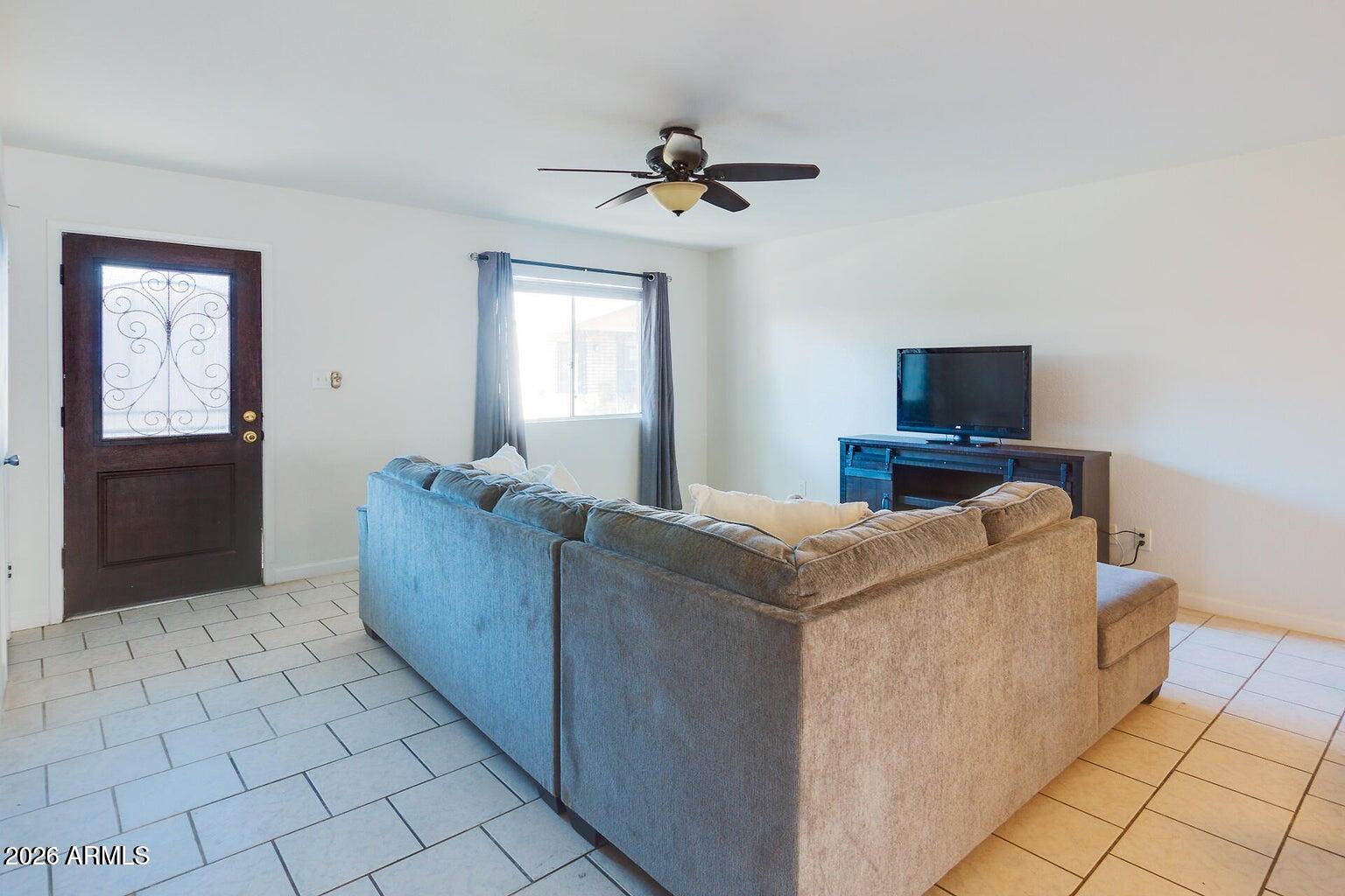 COLONIAL MANOR MESA PHASE 4 2ND AMD - Residential