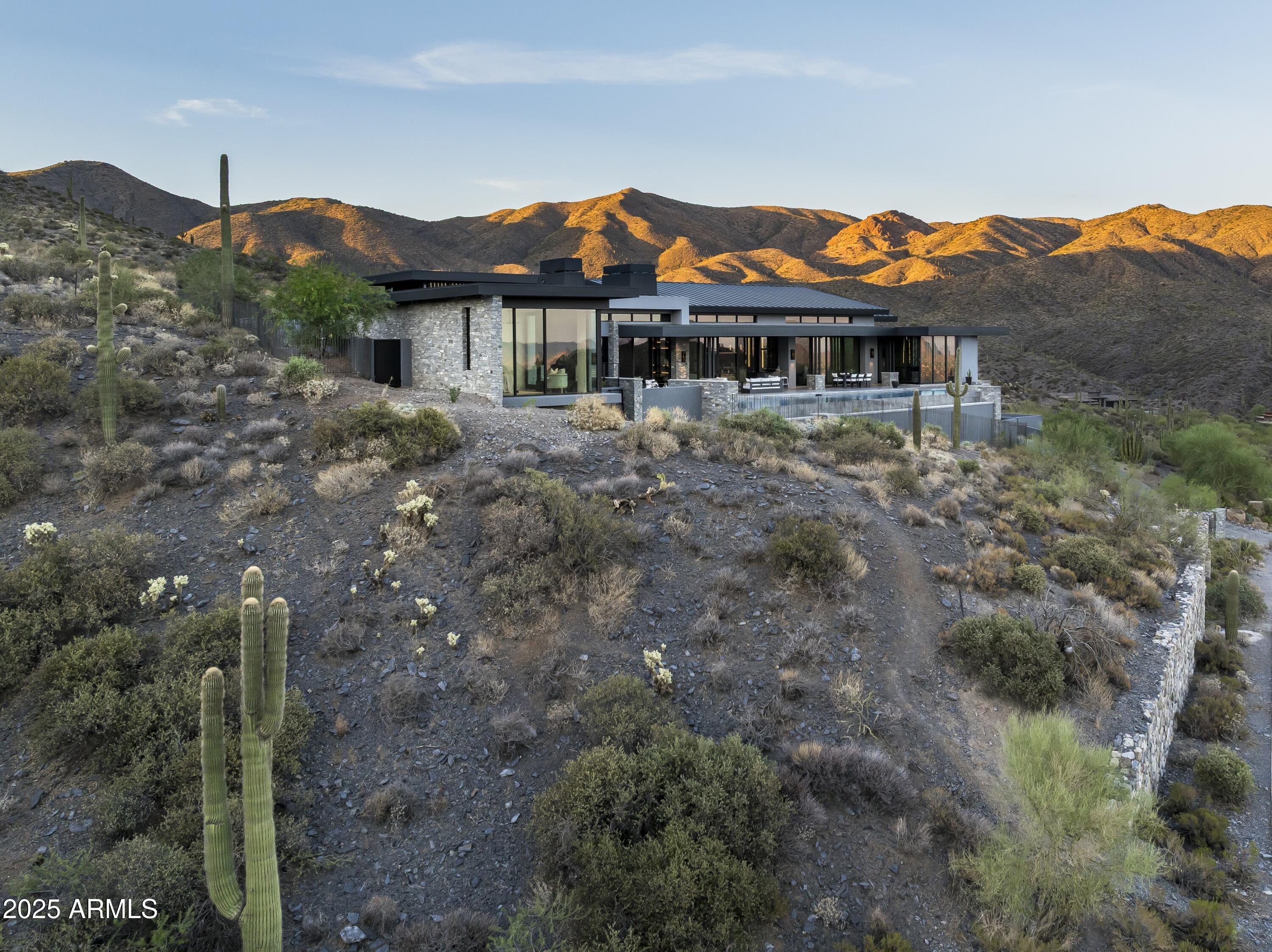 DESERT MOUNTAIN - Residential