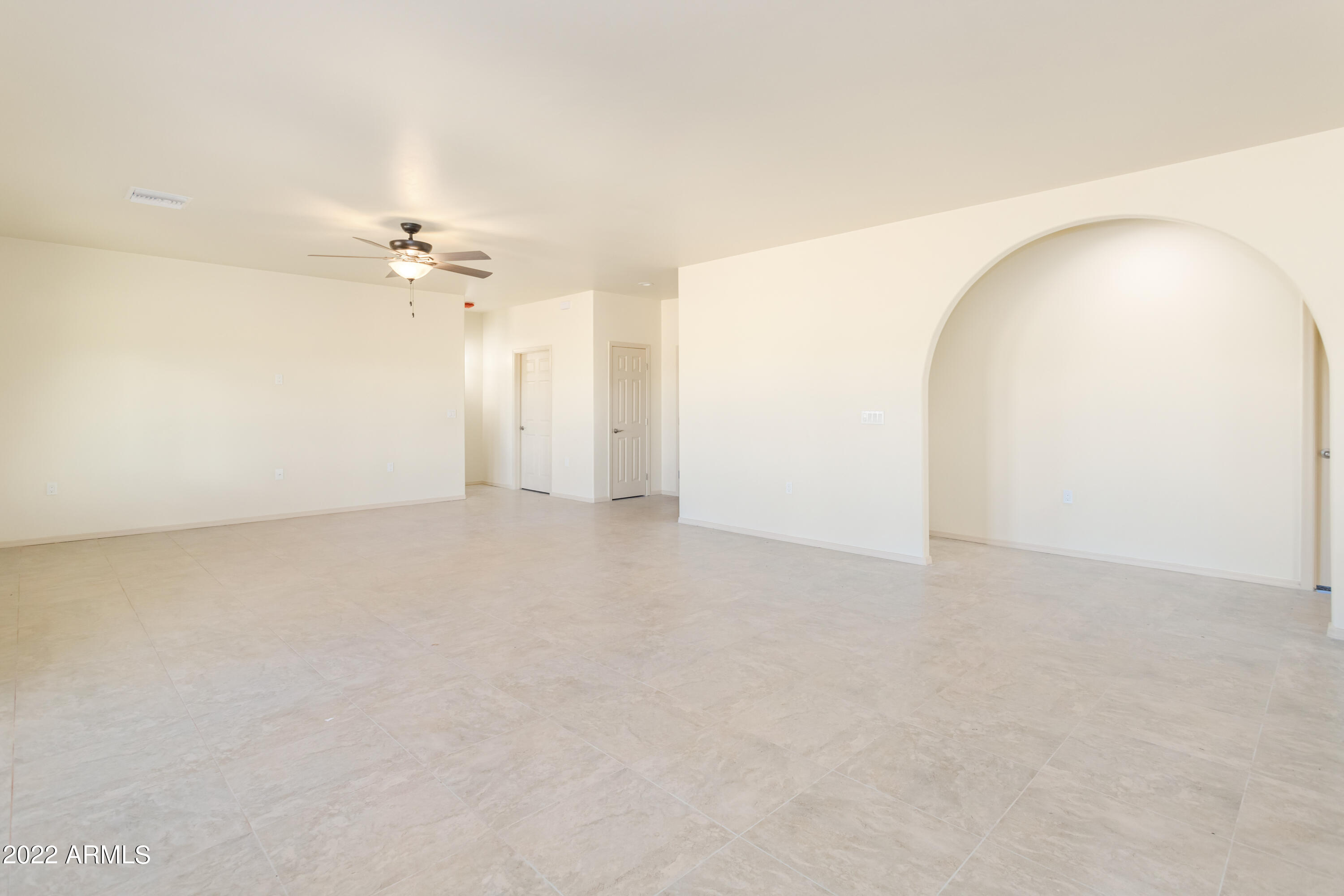 LOS RANCHOS - Residential