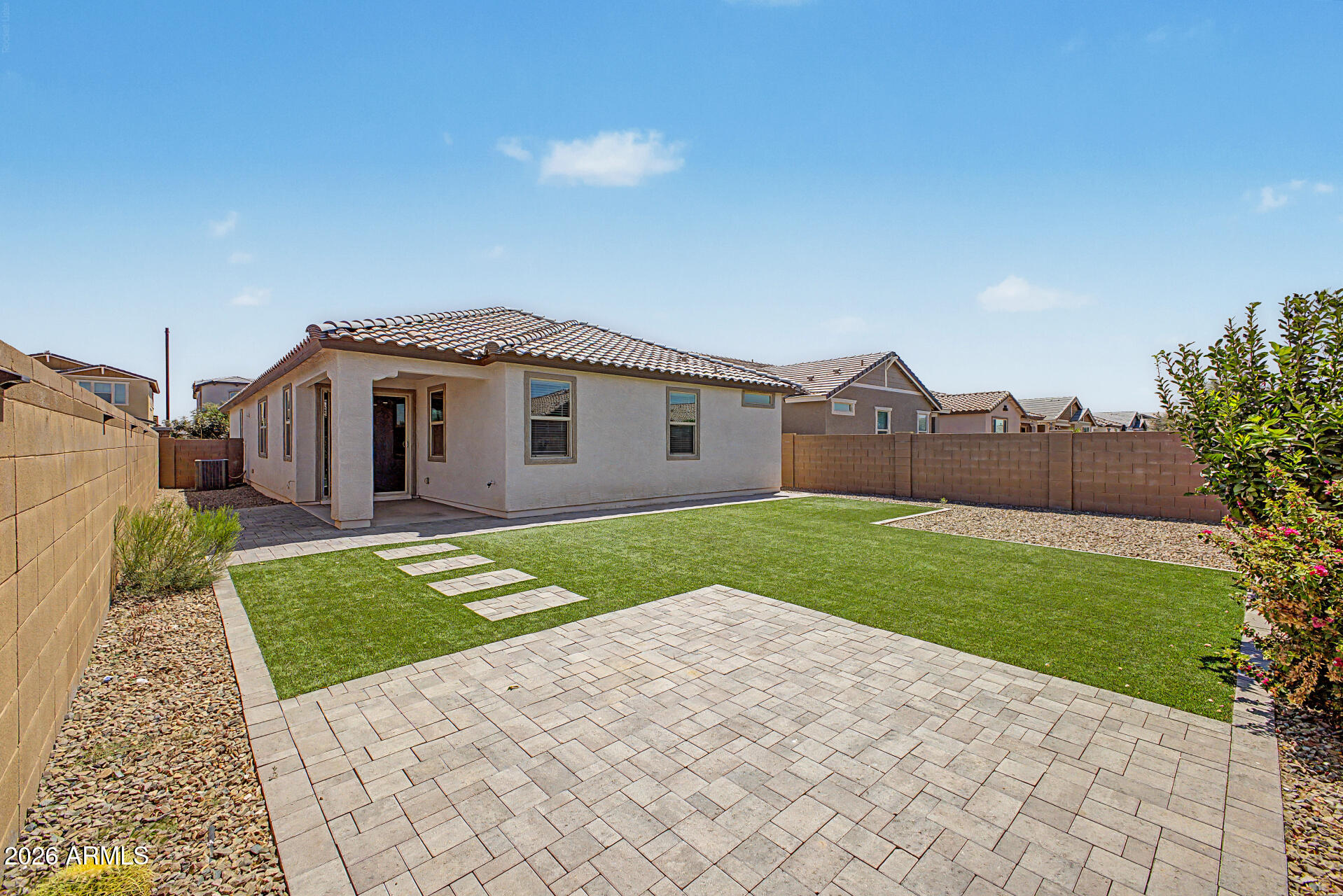 HARVEST QUEEN CREEK PARCEL 3-3 REPLAT - Residential