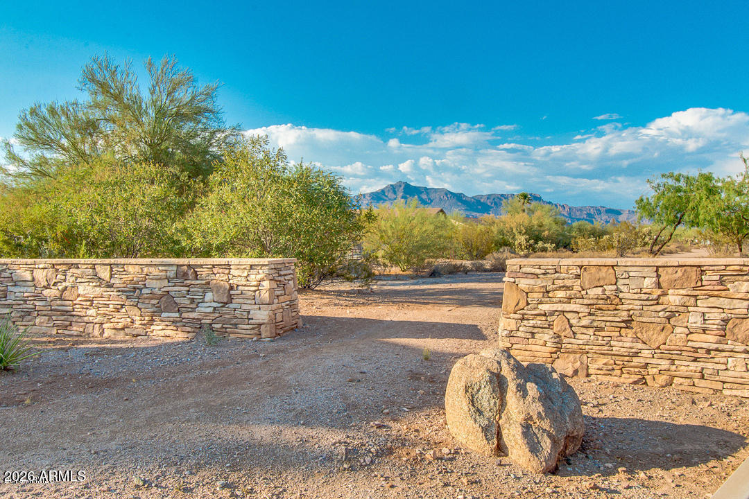 PERALTA TRAILS - Residential