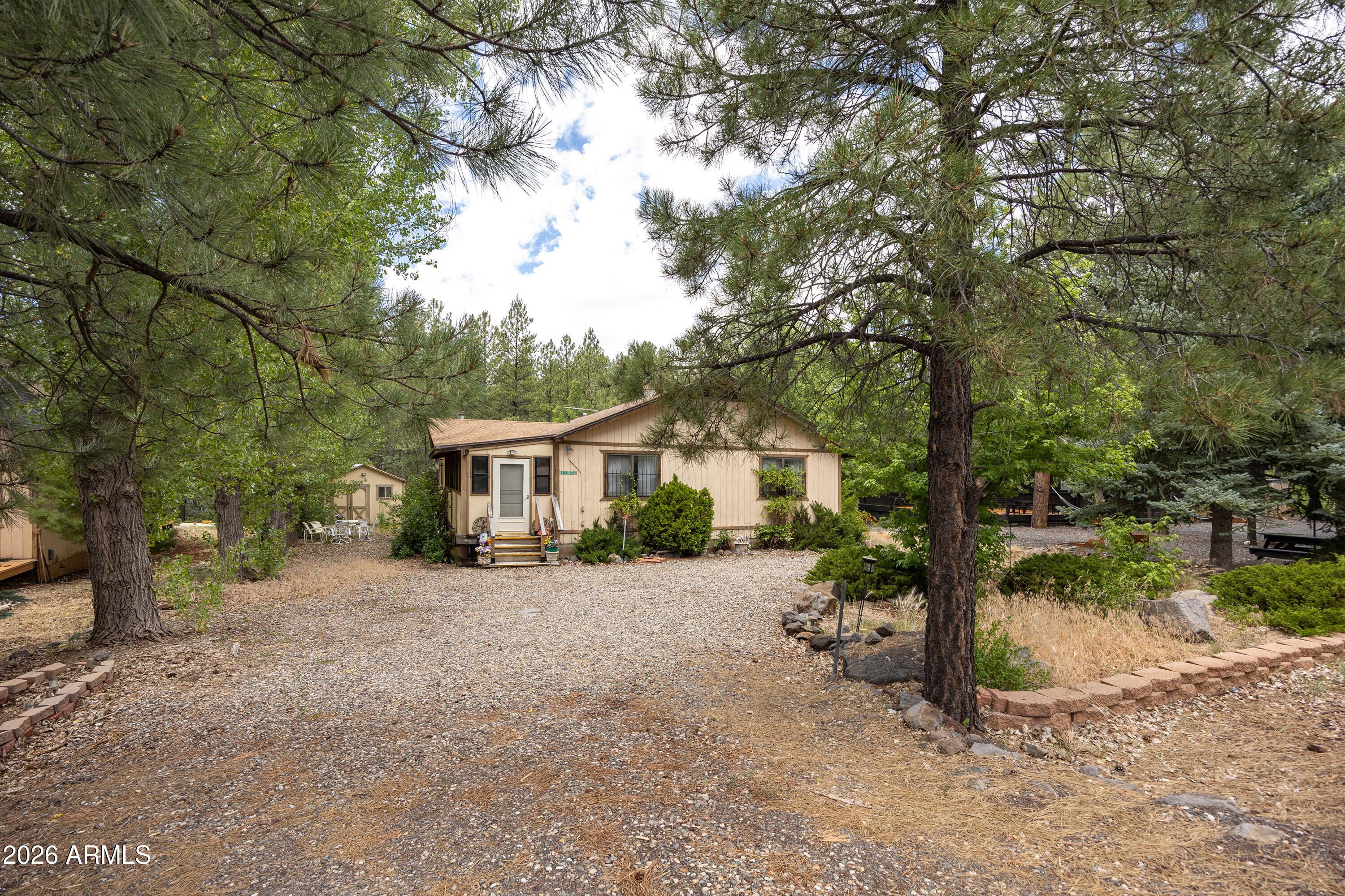 PINEWOOD 9 - Residential