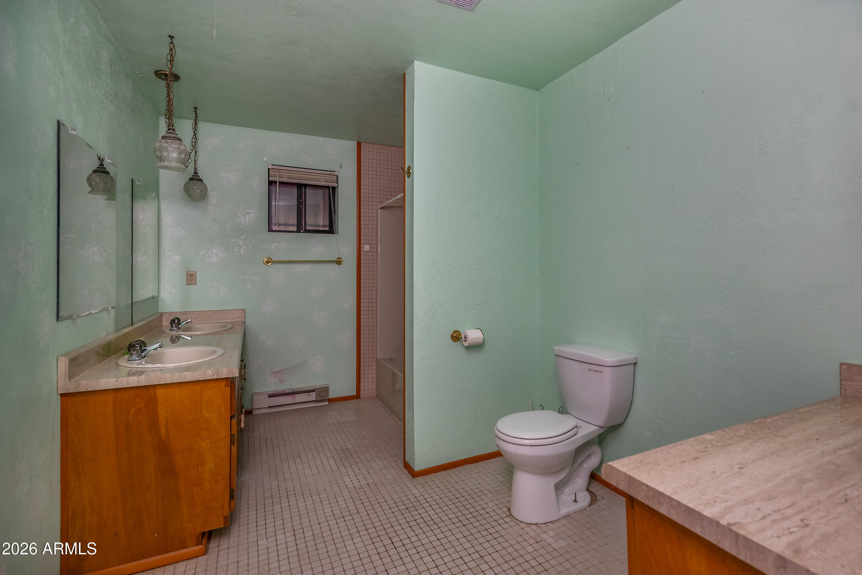 PINEWOOD 9 - Residential