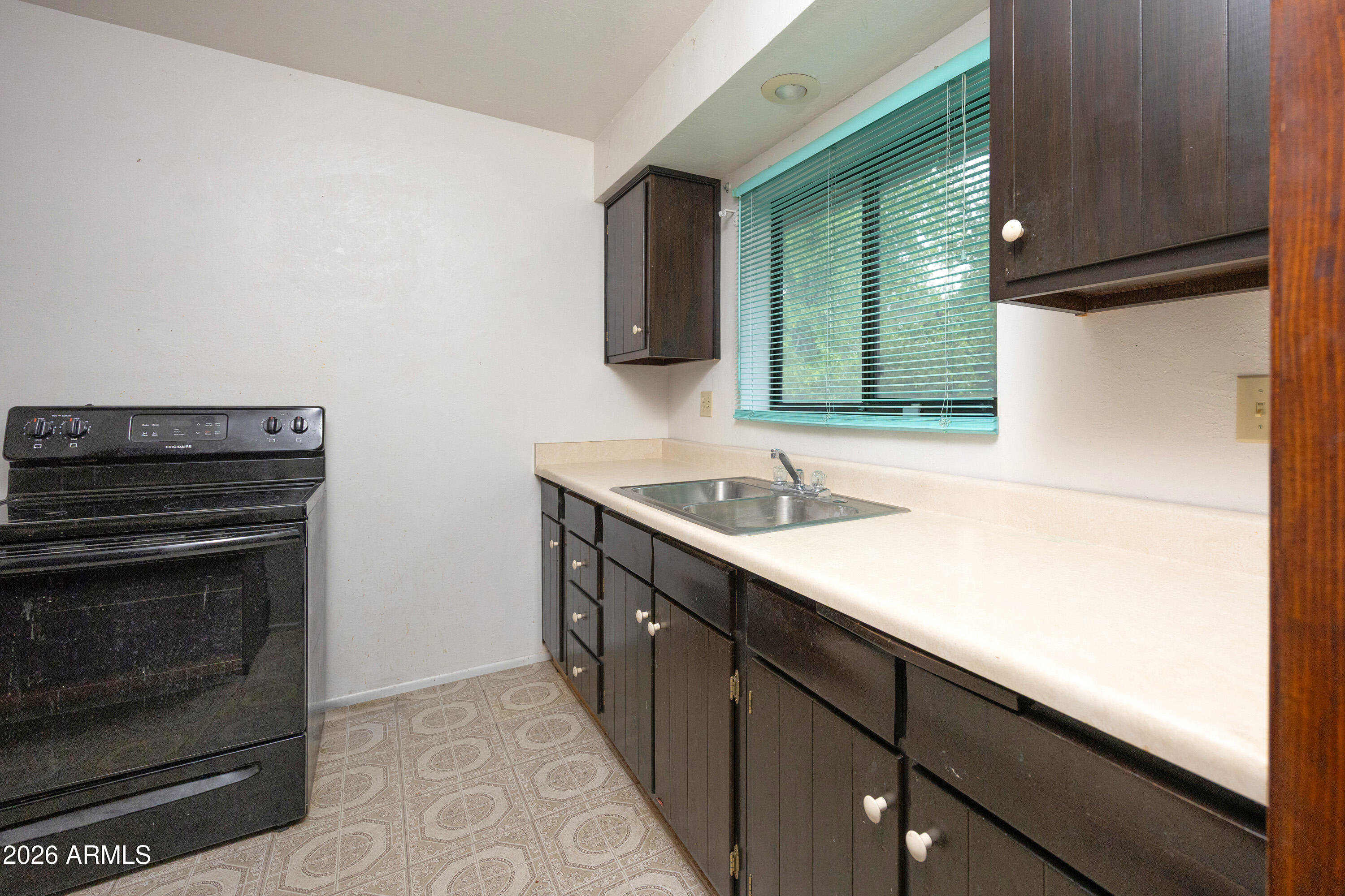 PINEWOOD 9 - Residential